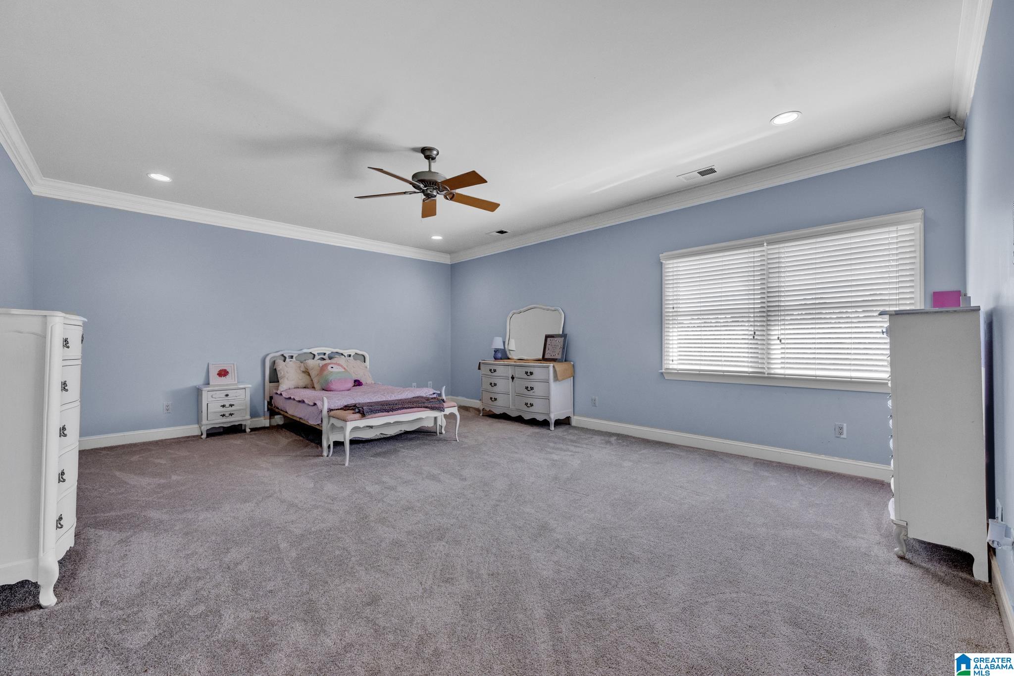 8602 English Road Property Photo 31