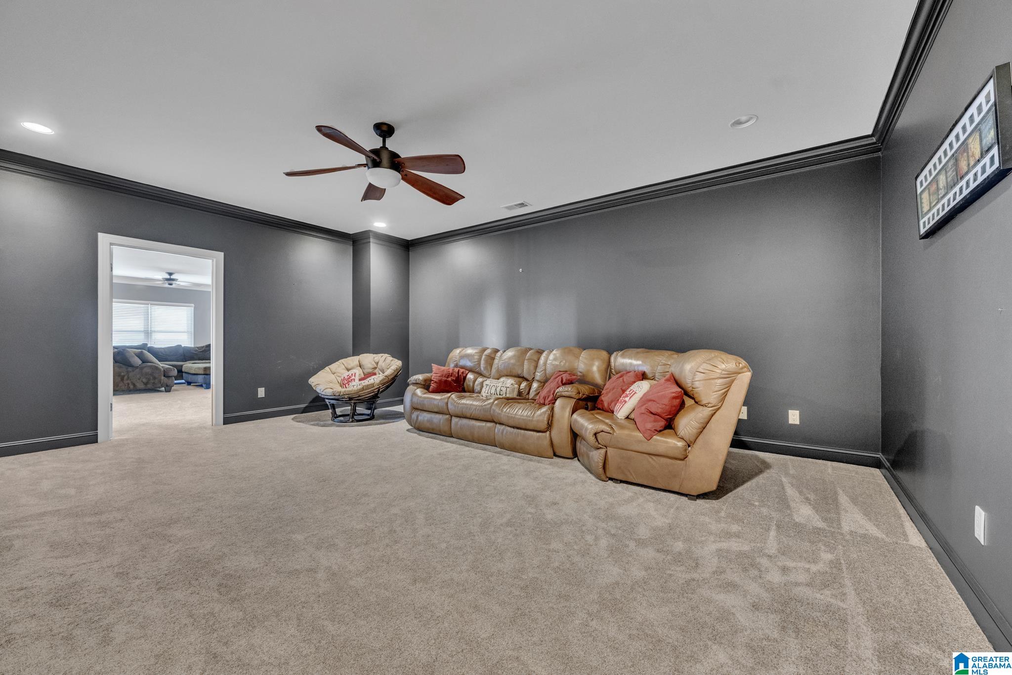 8602 English Road Property Photo 34