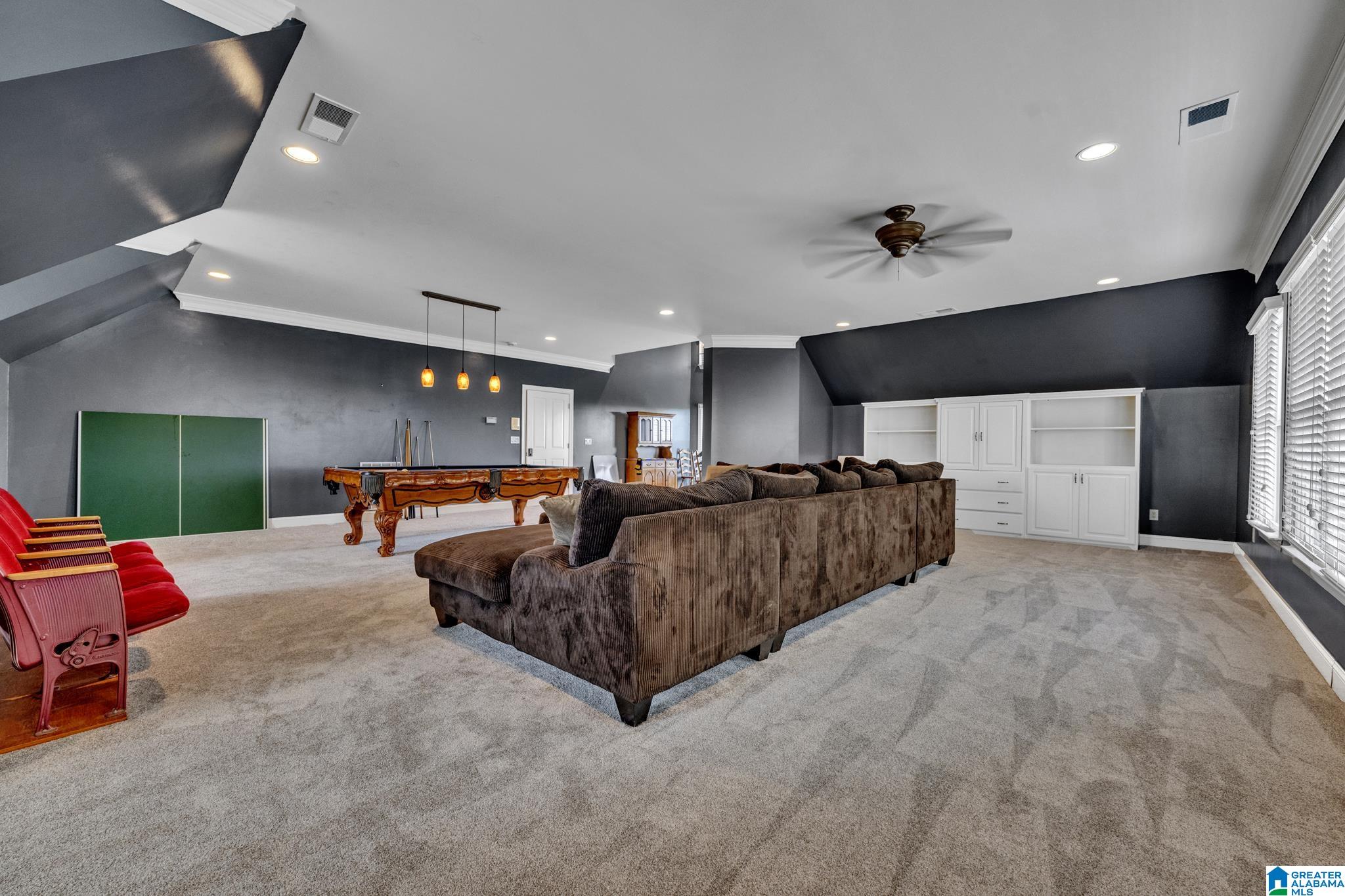 8602 English Road Property Photo 38