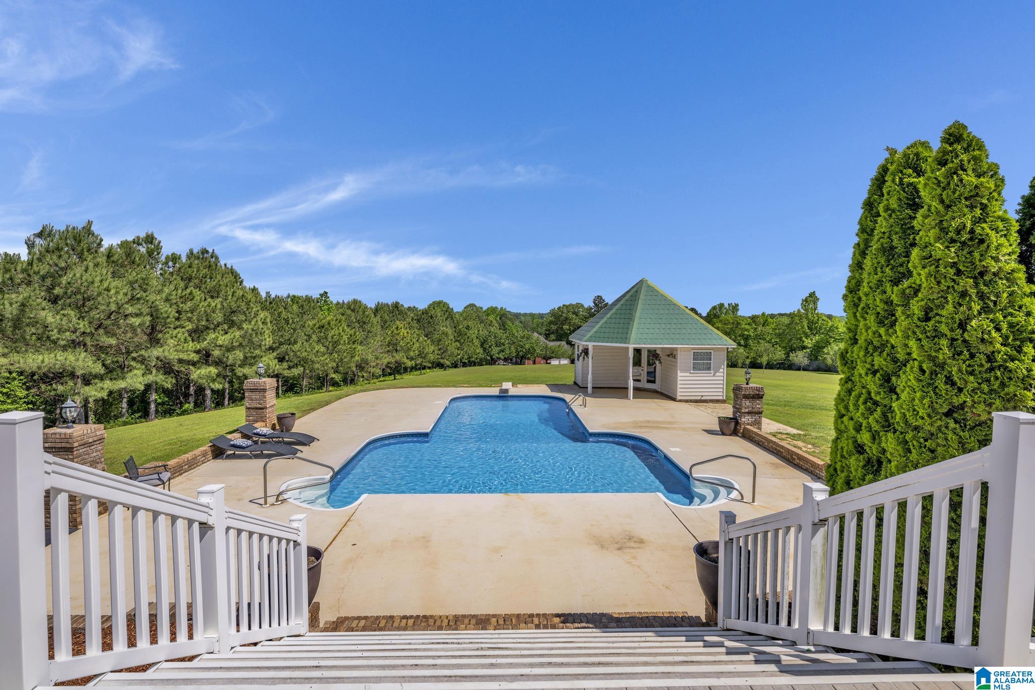 8602 English Road Property Photo 42