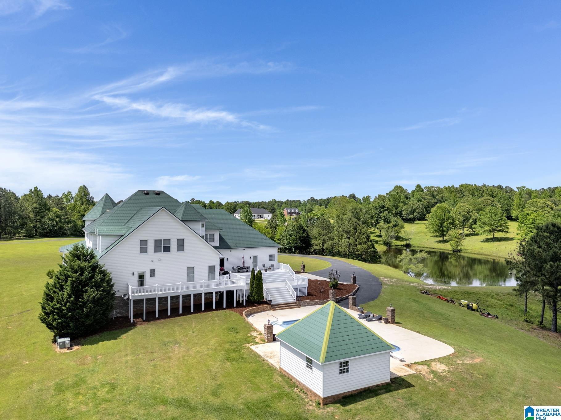 8602 English Road Property Photo 45