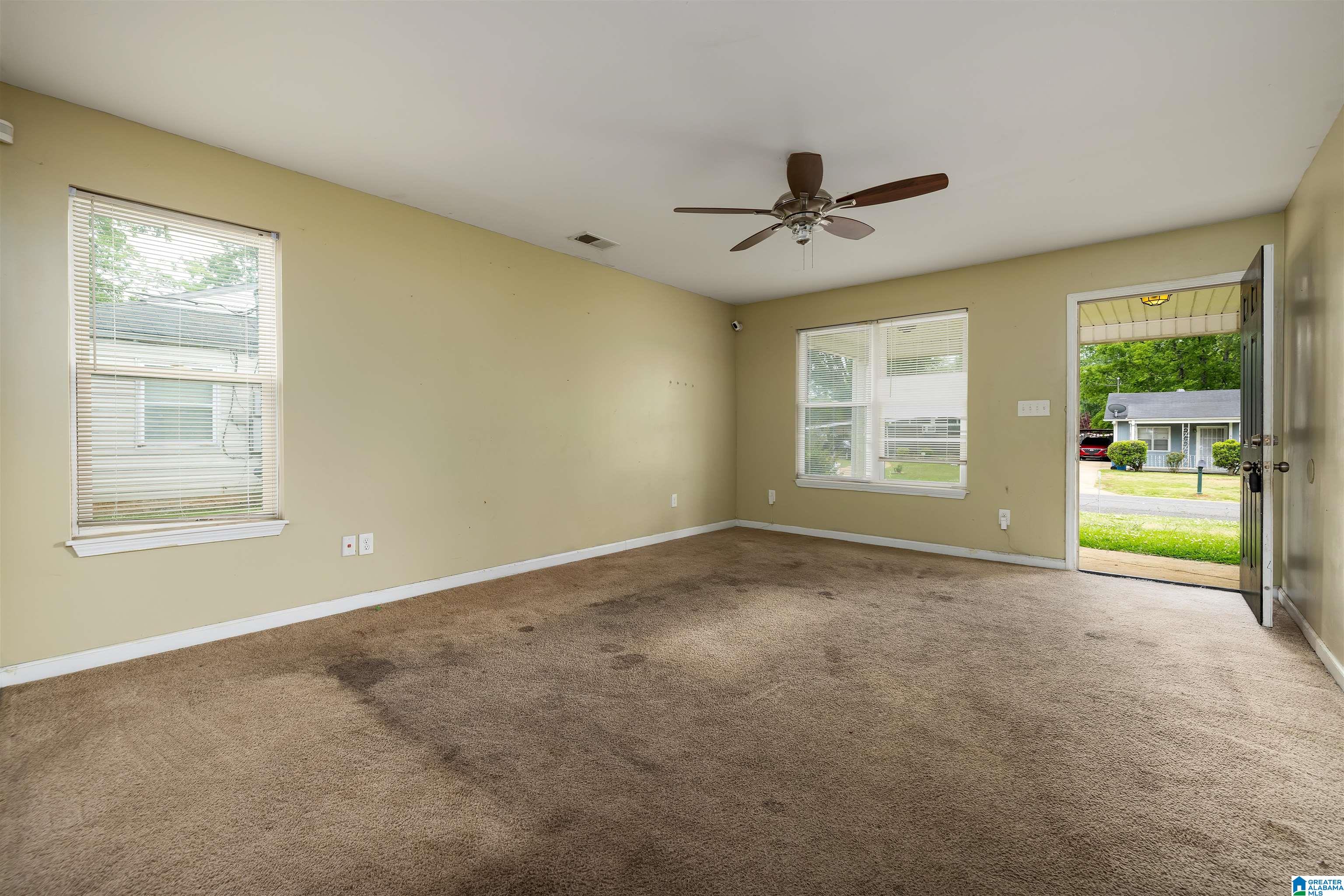 521 Grant Street Property Photo 6
