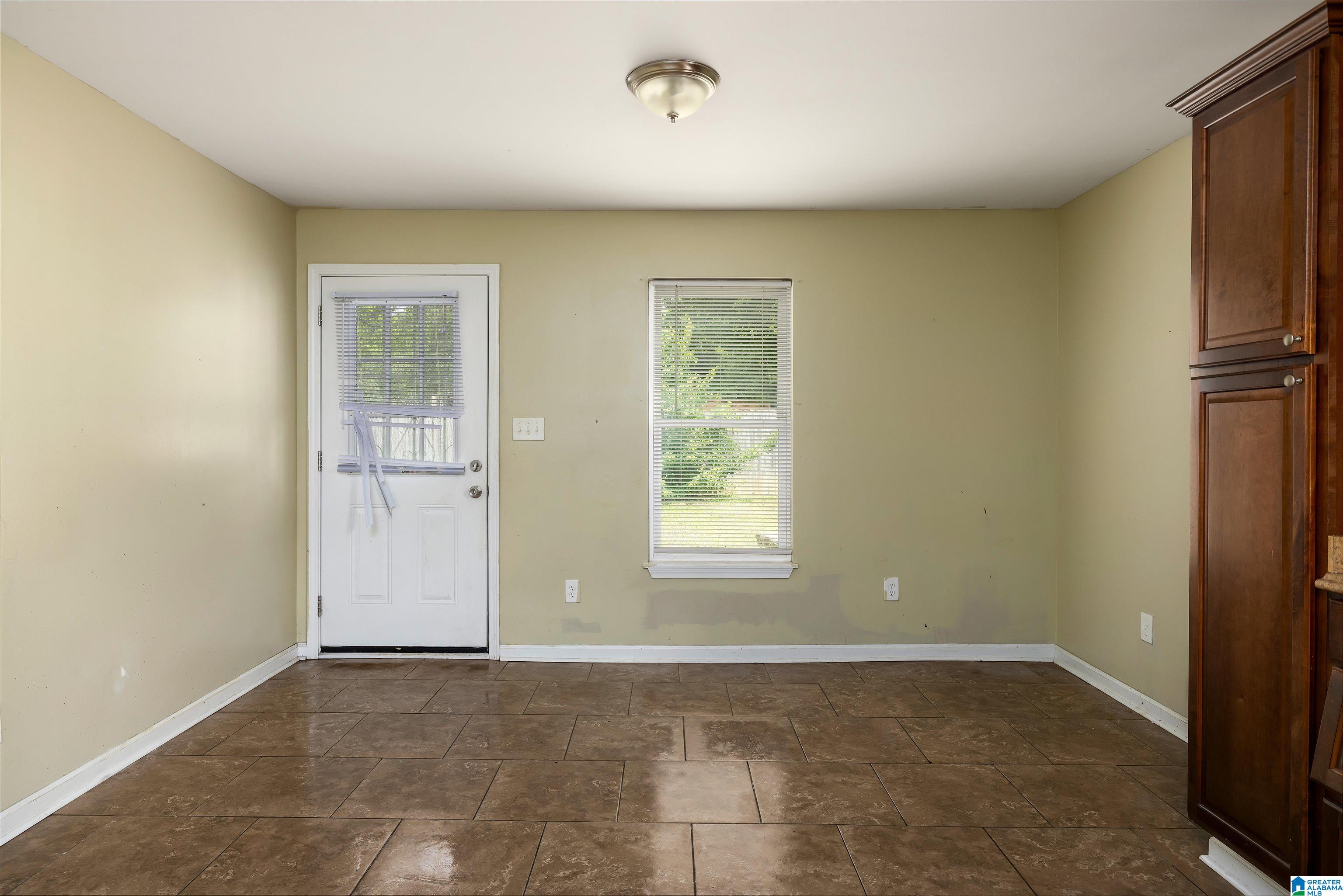 521 Grant Street Property Photo 11