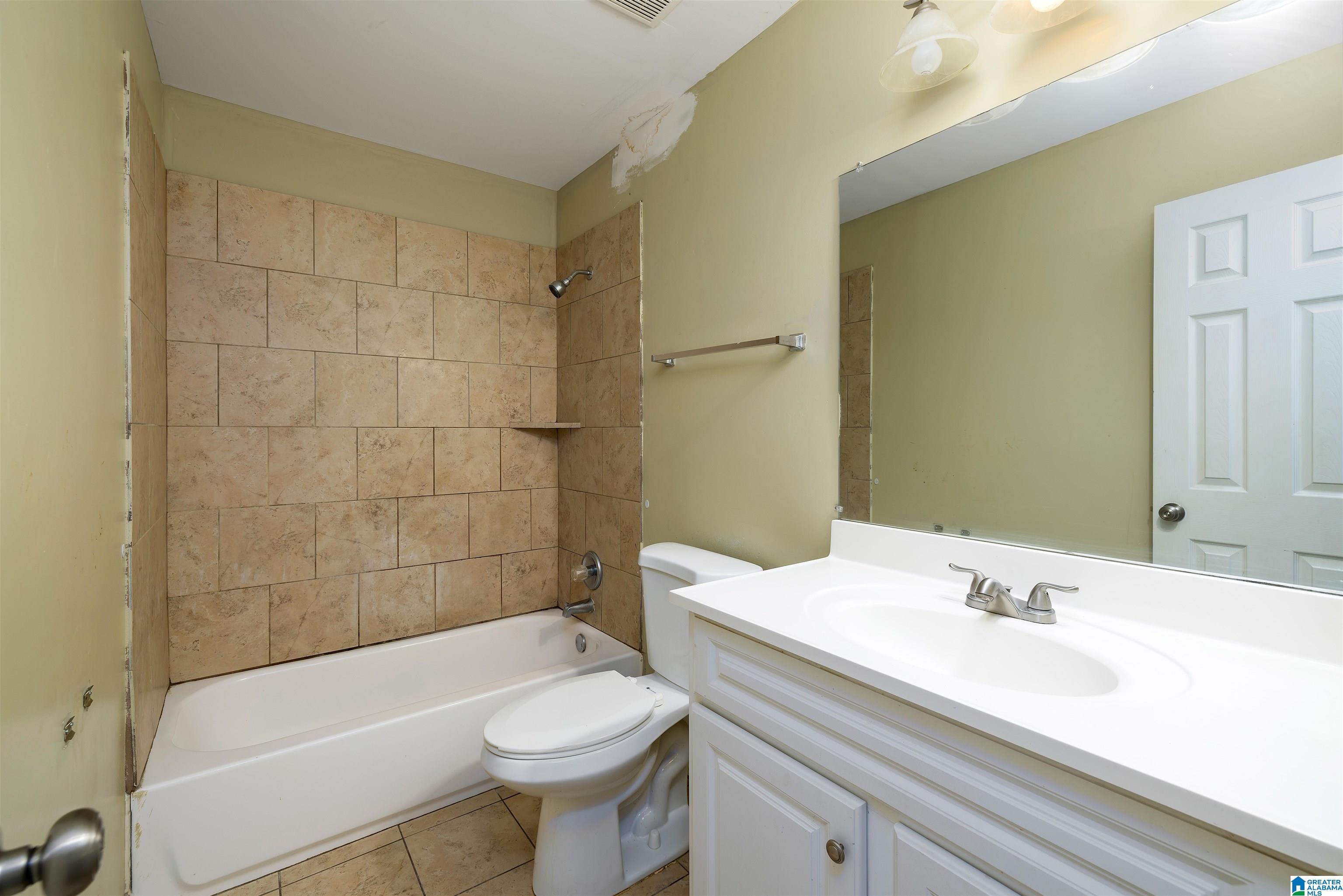 521 Grant Street Property Photo 13