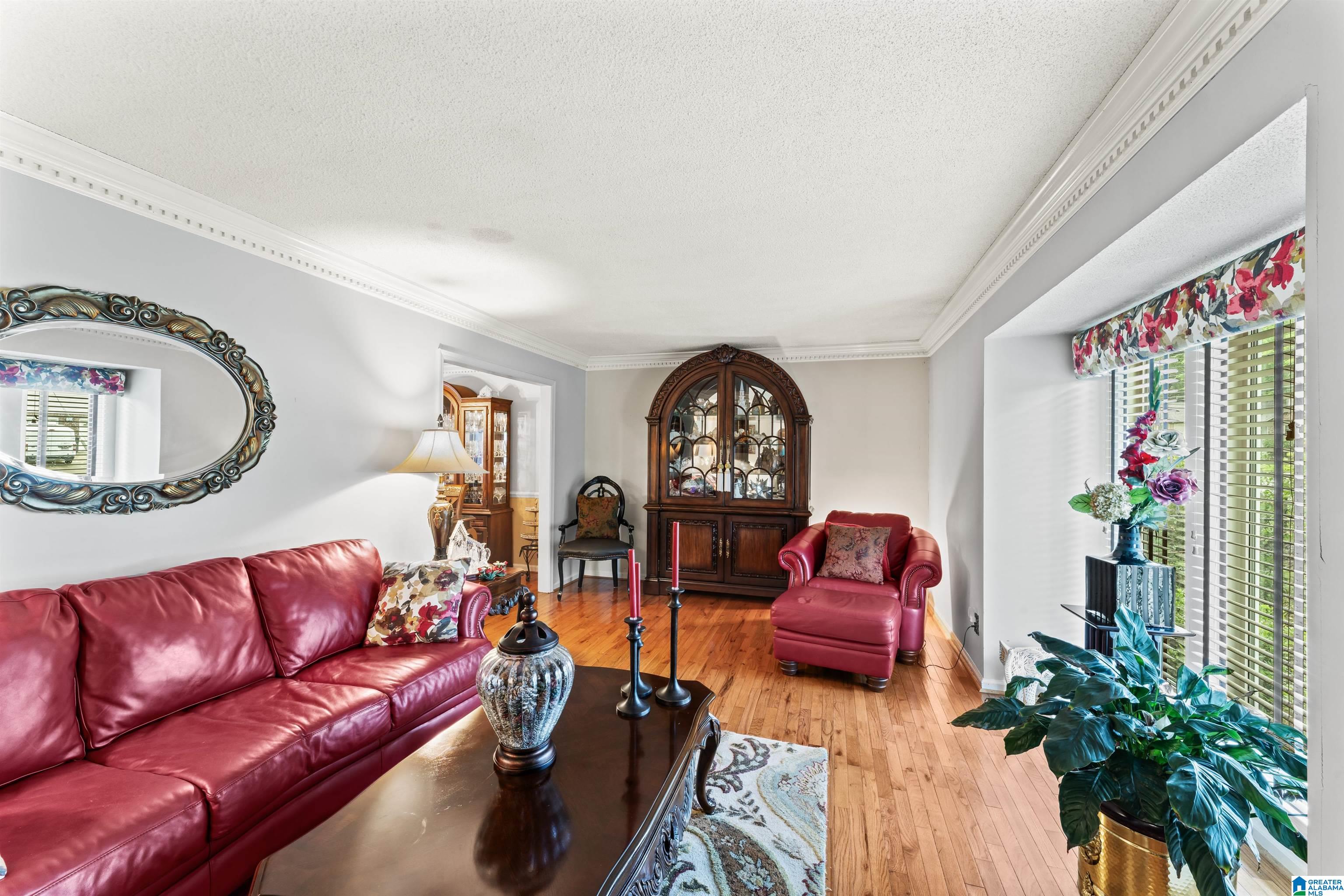 829 Seven Springs Drive Property Photo 6