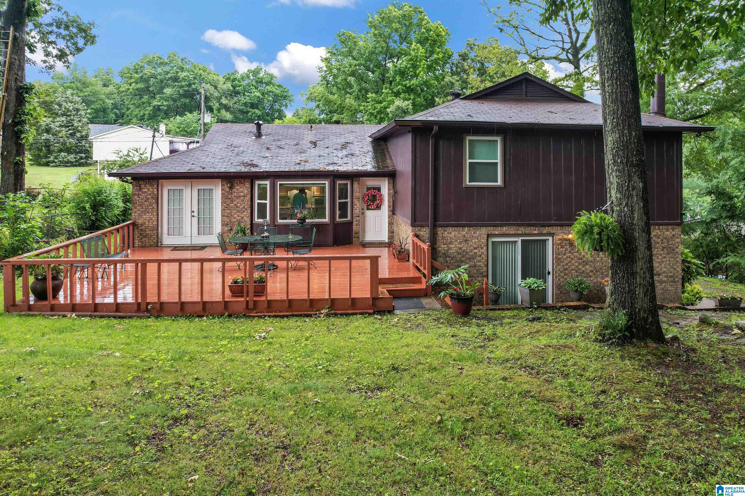829 Seven Springs Drive Property Photo 30
