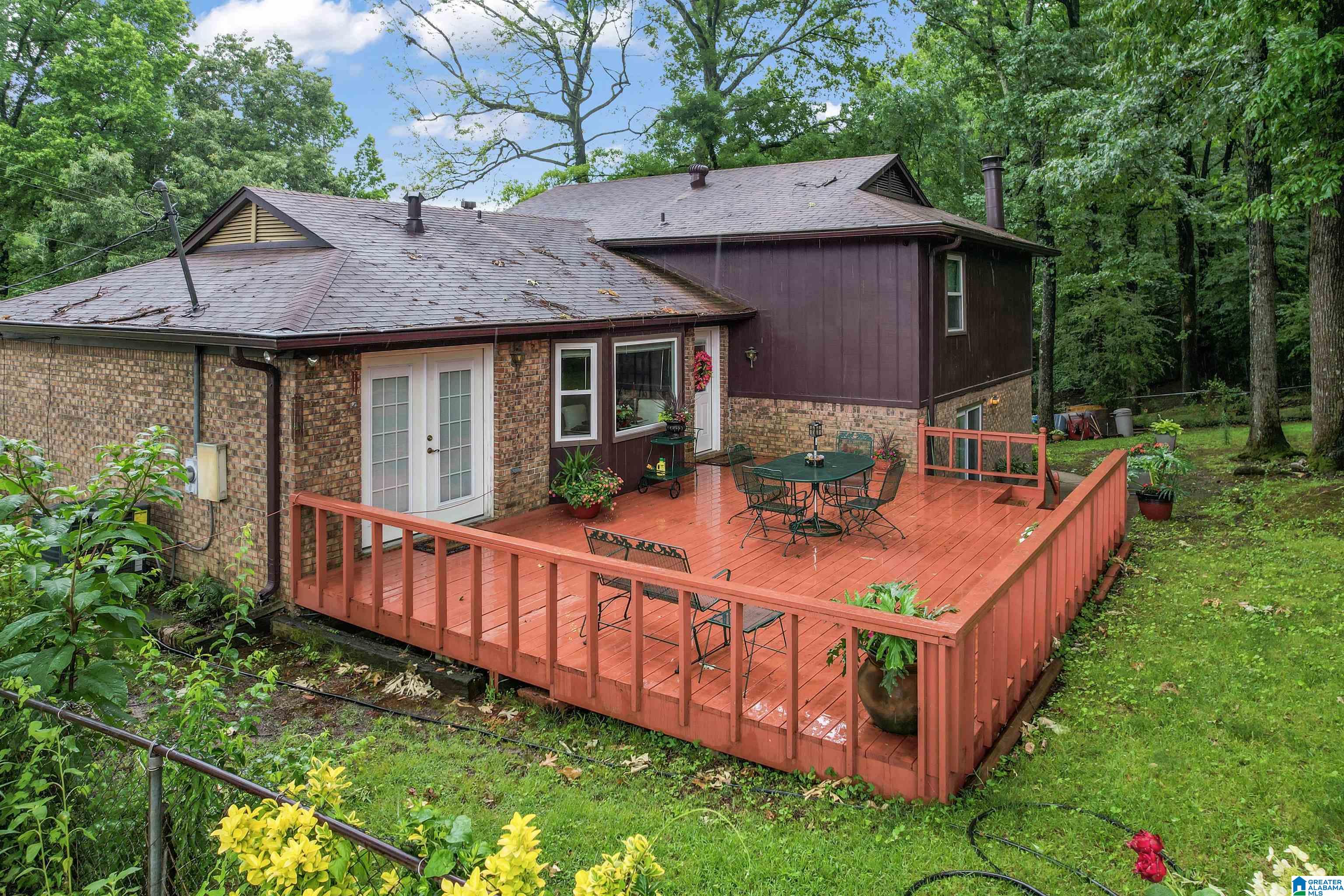 829 Seven Springs Drive Property Photo 32