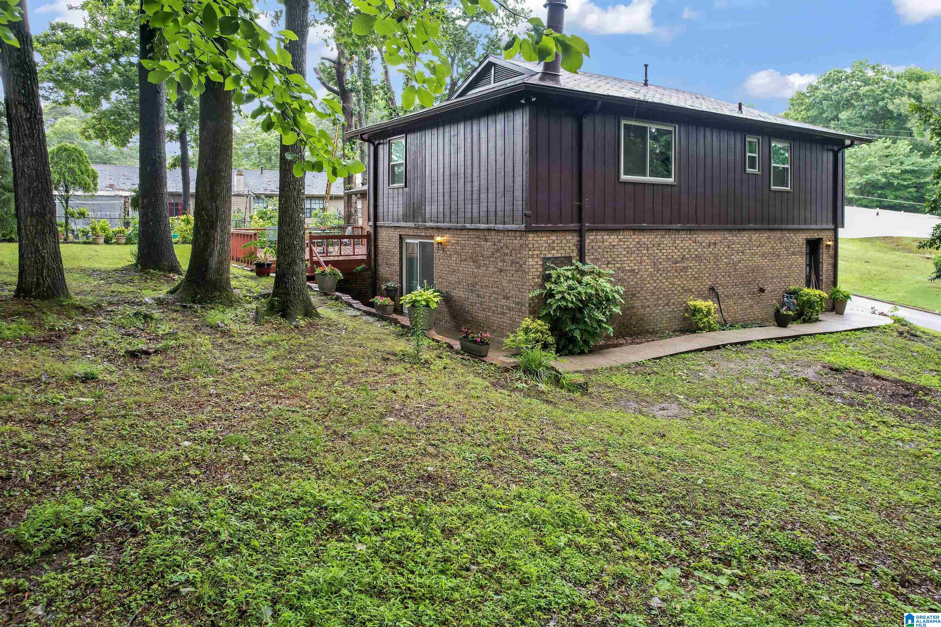 829 Seven Springs Drive Property Photo 34