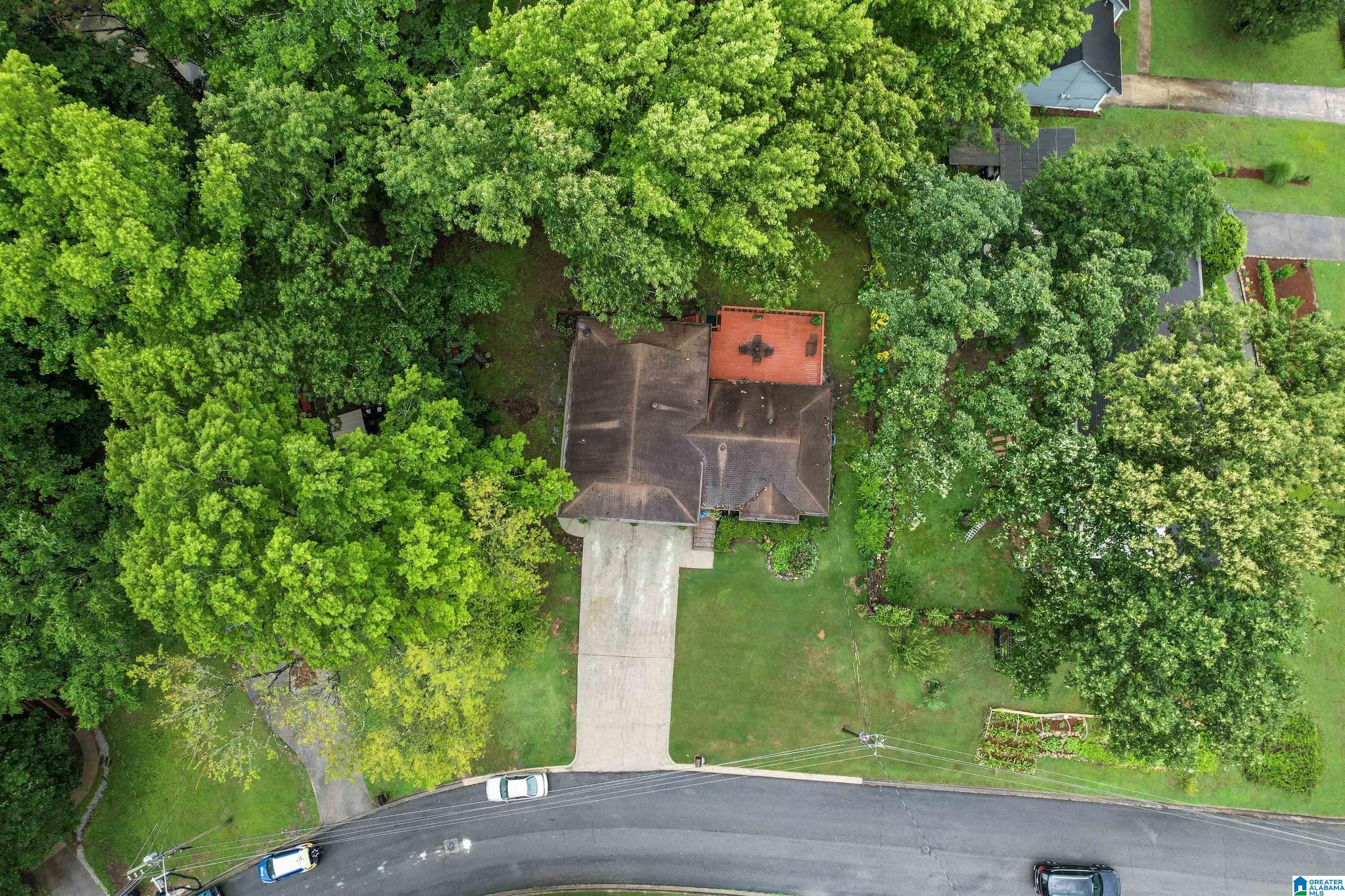 829 Seven Springs Drive Property Photo 36