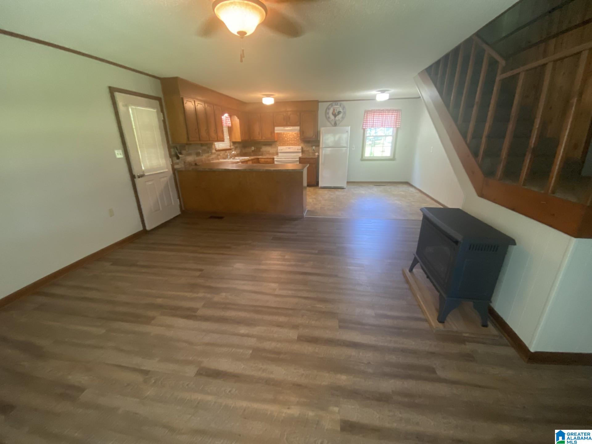 1066 County Road 10 Property Photo 4