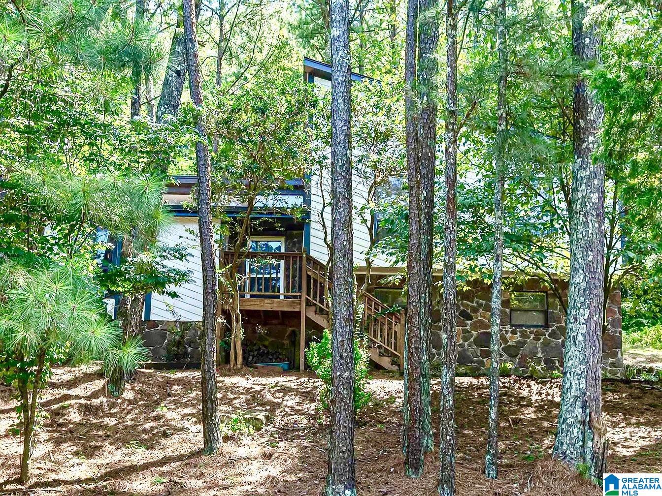 1061 Forest Brook Drive Property Photo 1