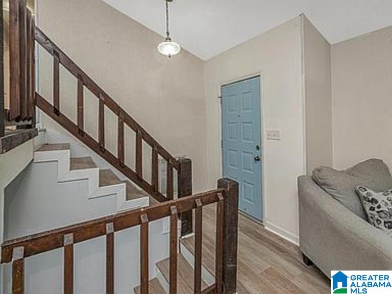 1061 Forest Brook Drive Property Photo 4
