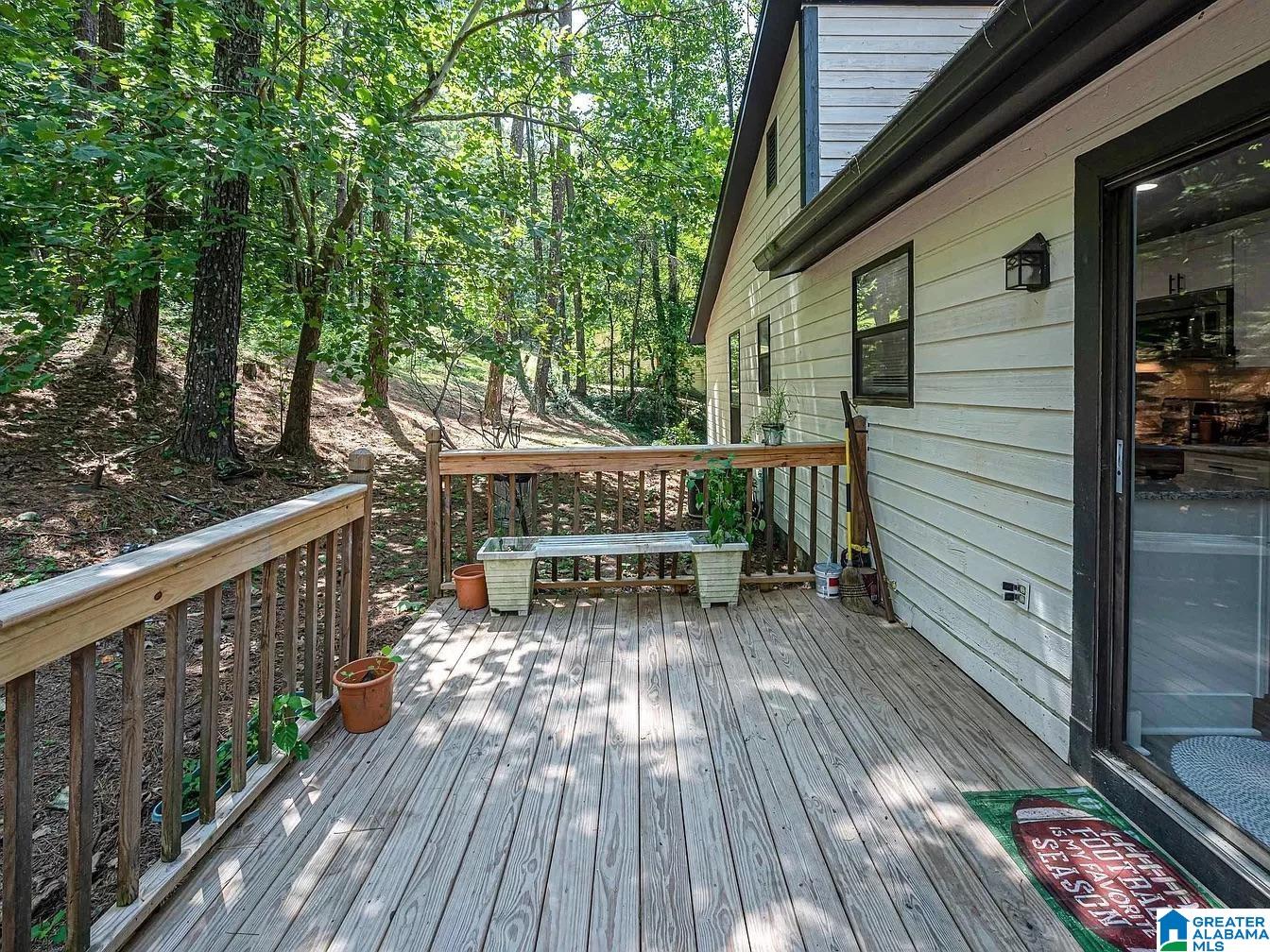 1061 Forest Brook Drive Property Photo 11