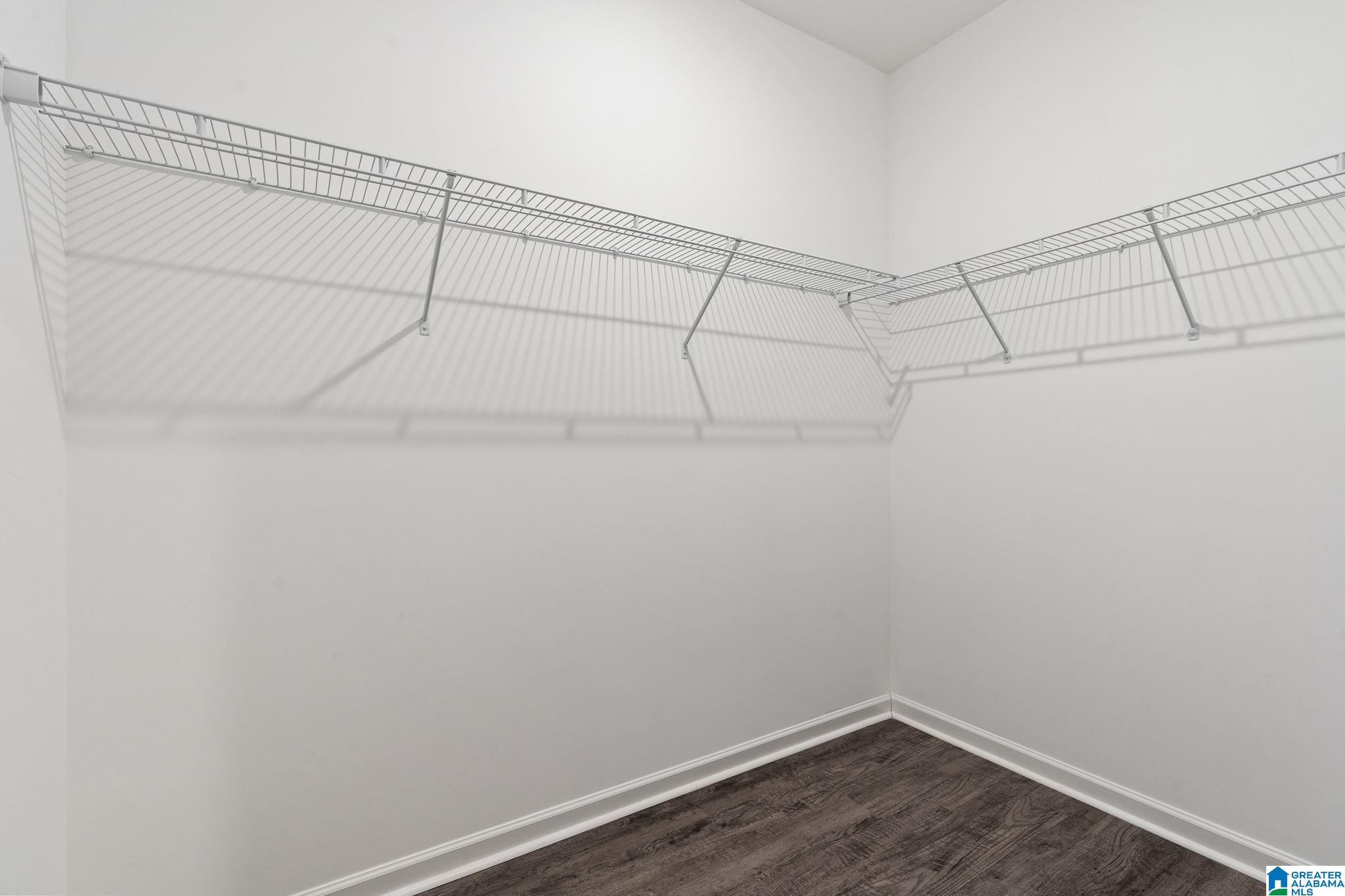 102 College Park Drive Property Photo 19