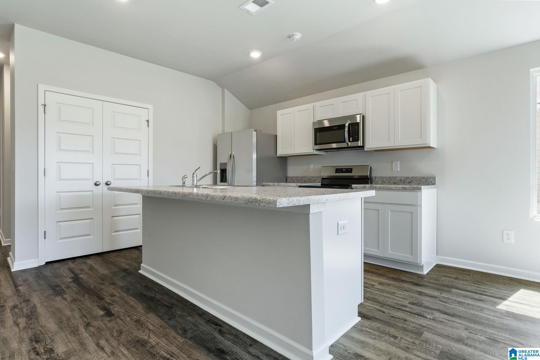 177 Dogwood Street Property Photo 10