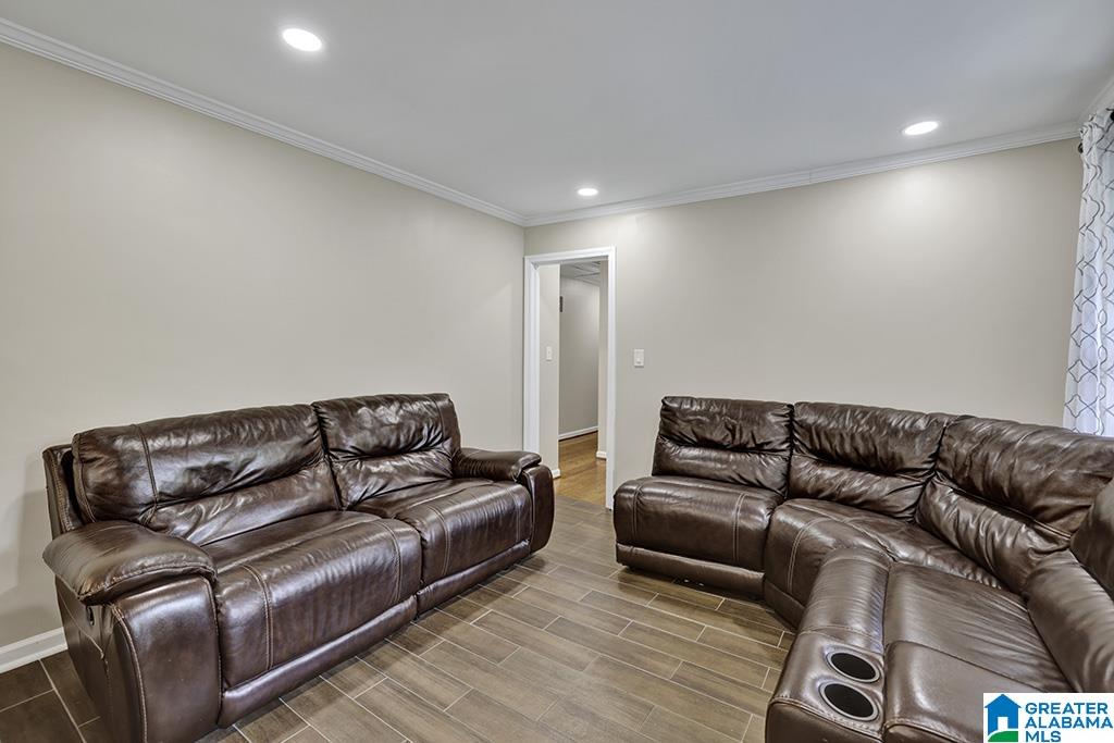 2713 Southview Terrace Property Photo 4