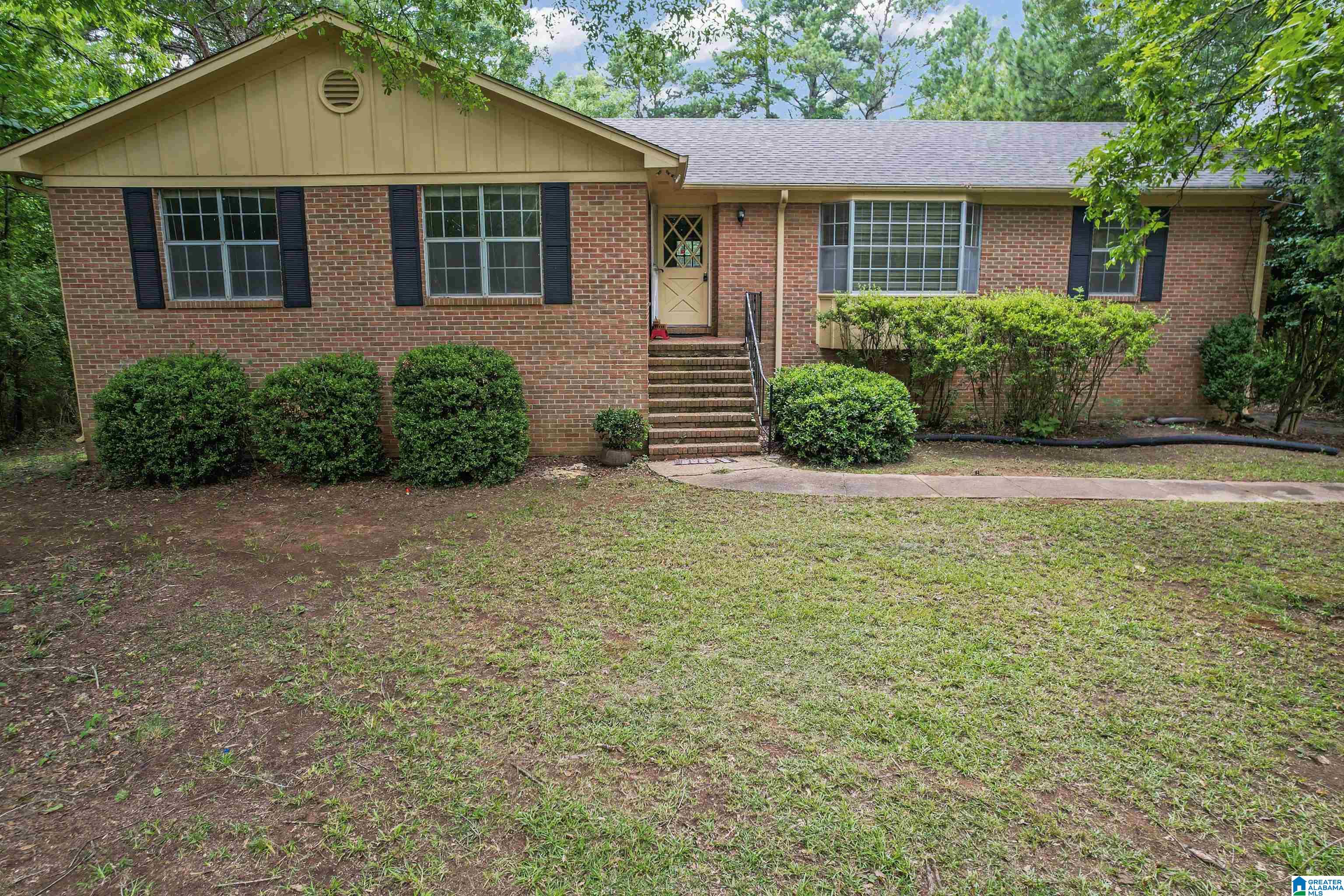 7440 Mountain View Lane Property Photo 1