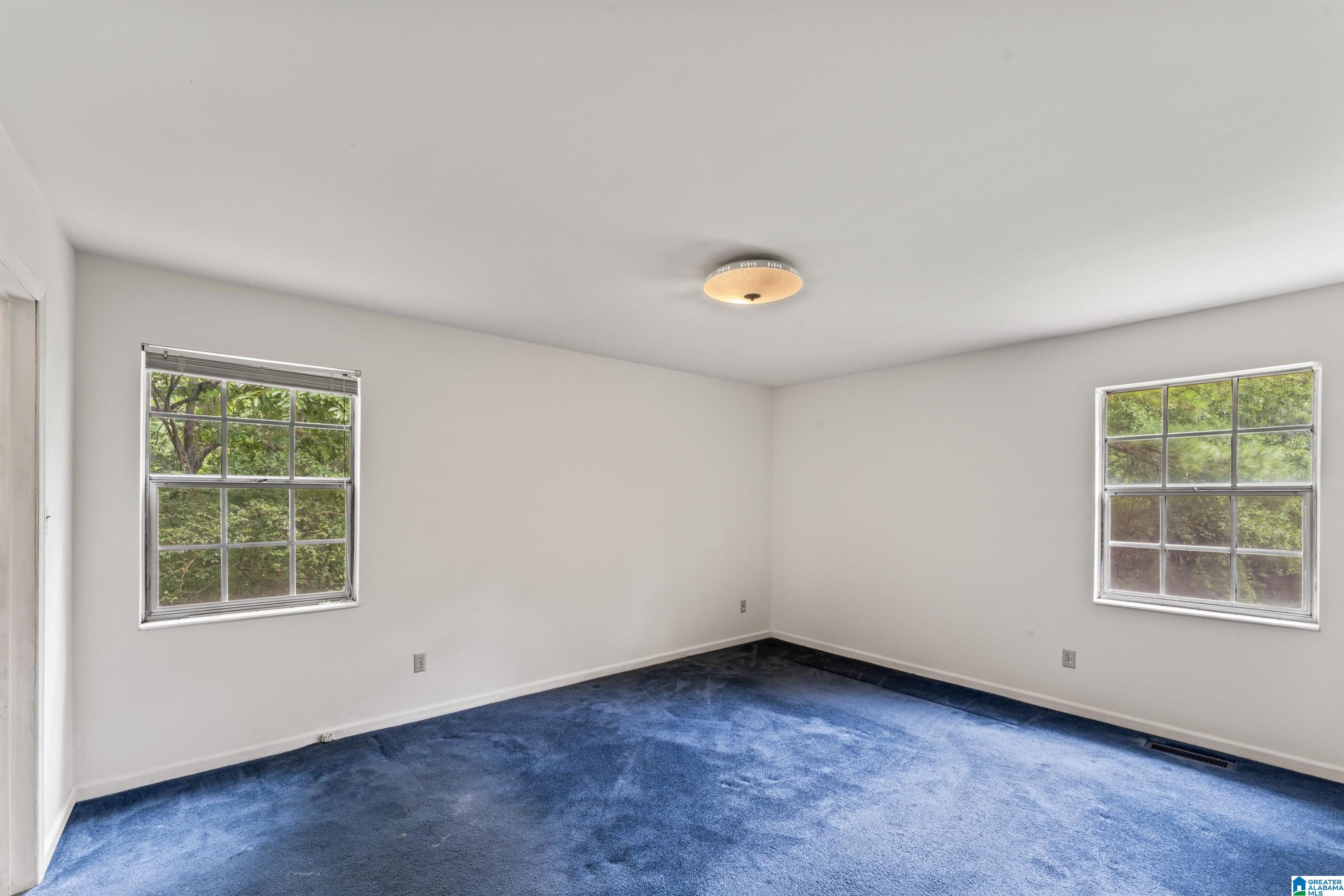 7440 Mountain View Lane Property Photo 11