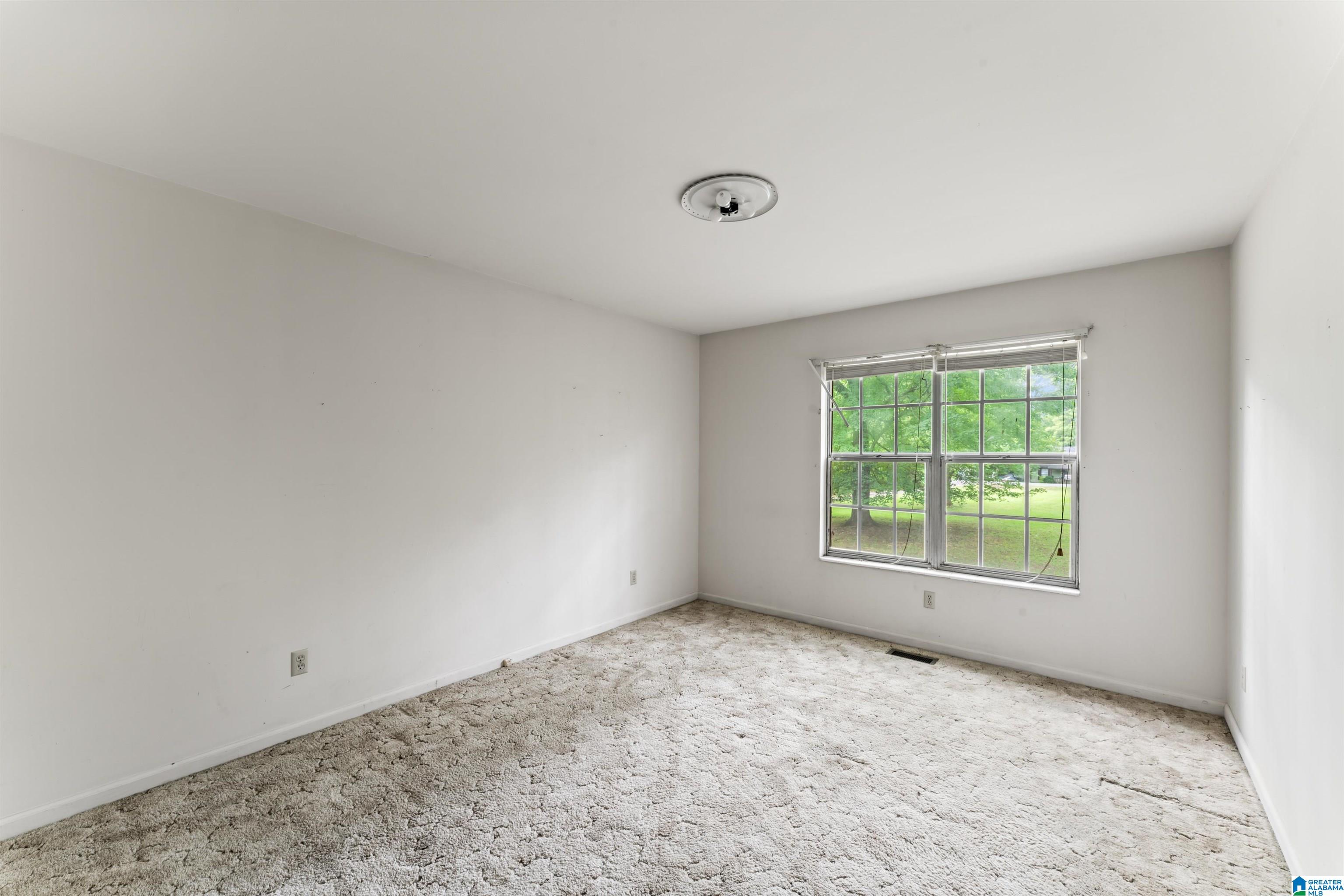 7440 Mountain View Lane Property Photo 15