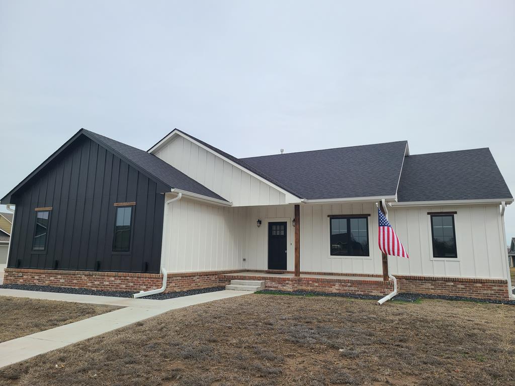 420 Vasa Way, Lindsborg KS 67456 Property Image