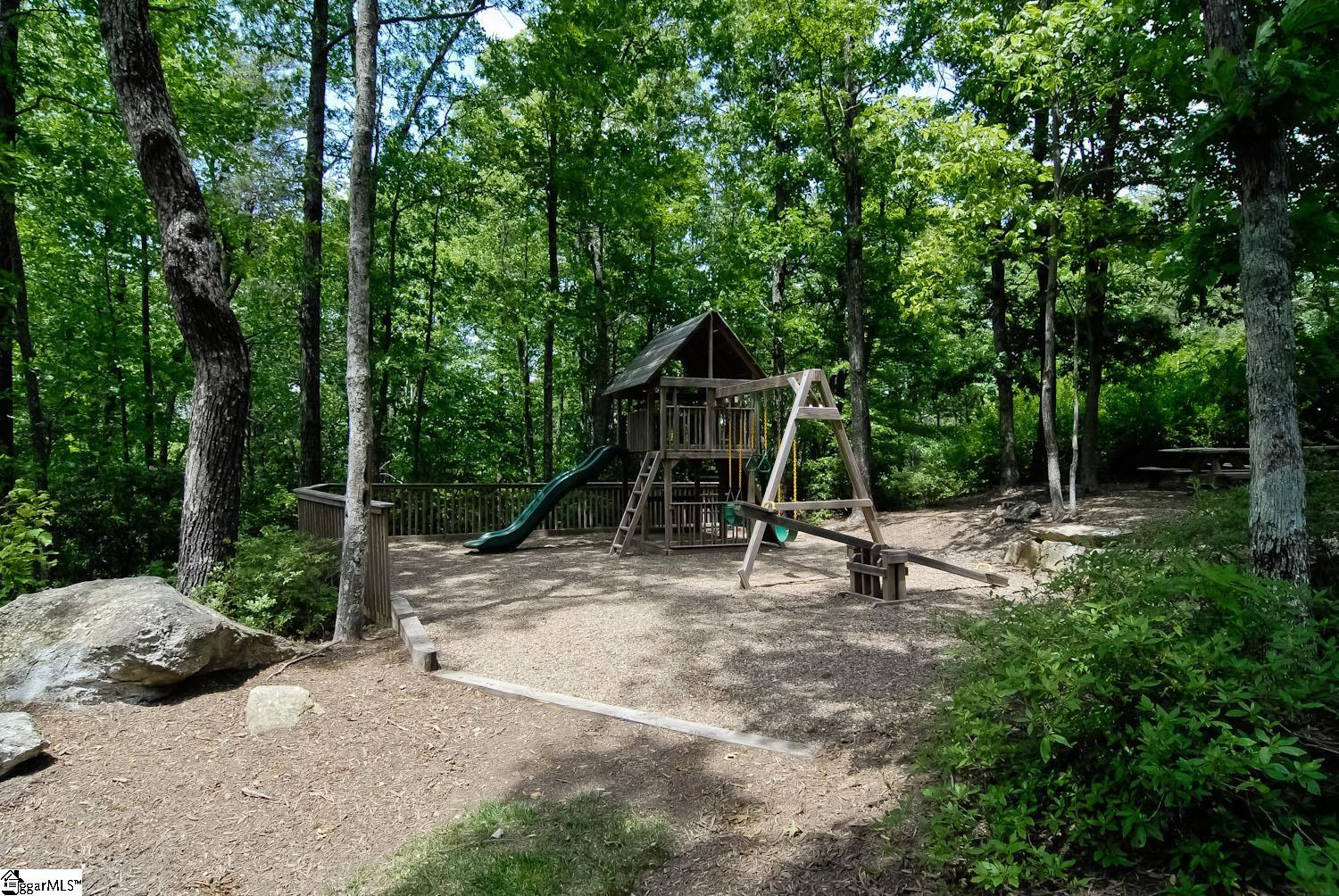 312 Cliff Ridge Drive Property Photo 27
