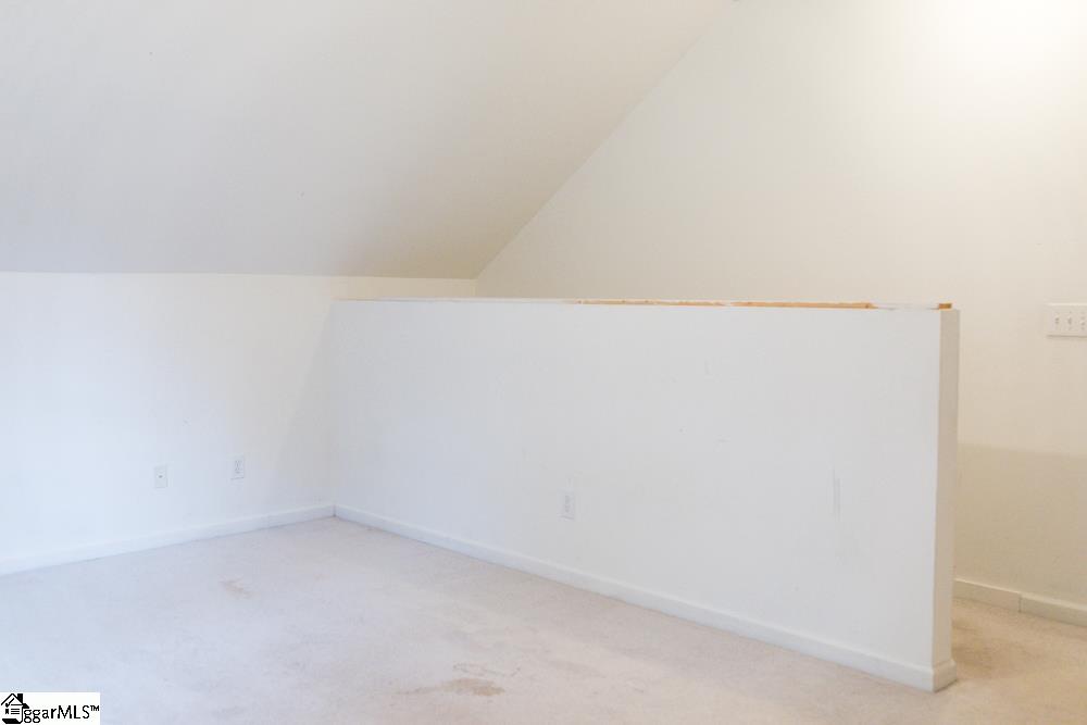 2 Whispering Hollow Road Property Photo 18