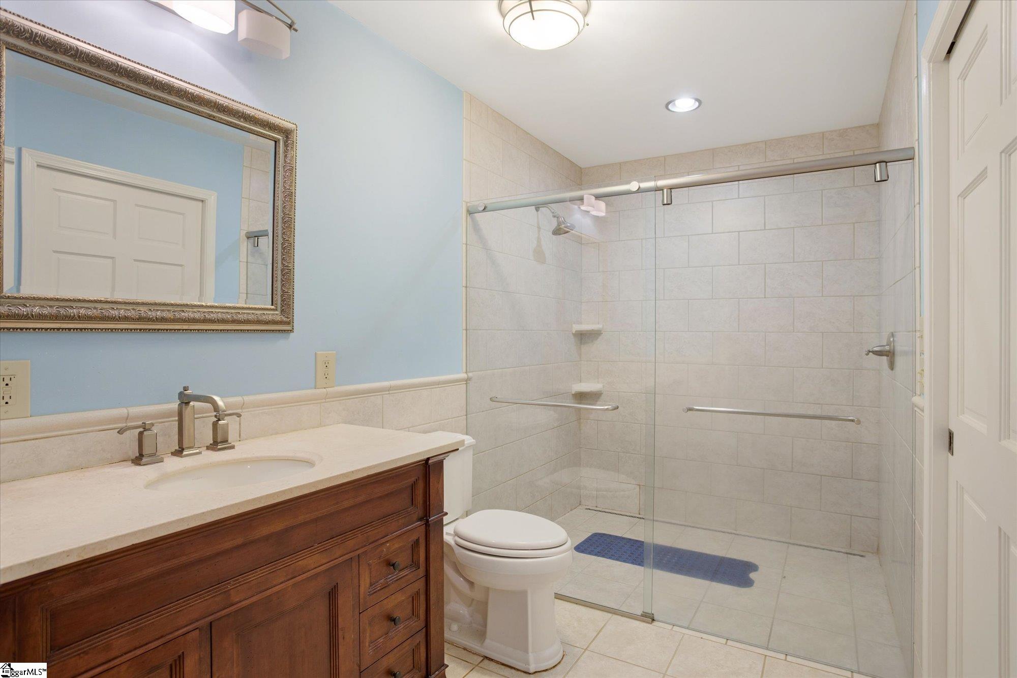 198 Chapman Road Property Photo 15