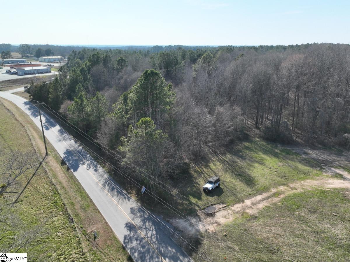 602 Templeton Road Property Photo 2