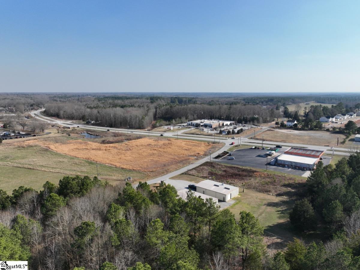 602 Templeton Road Property Photo 8