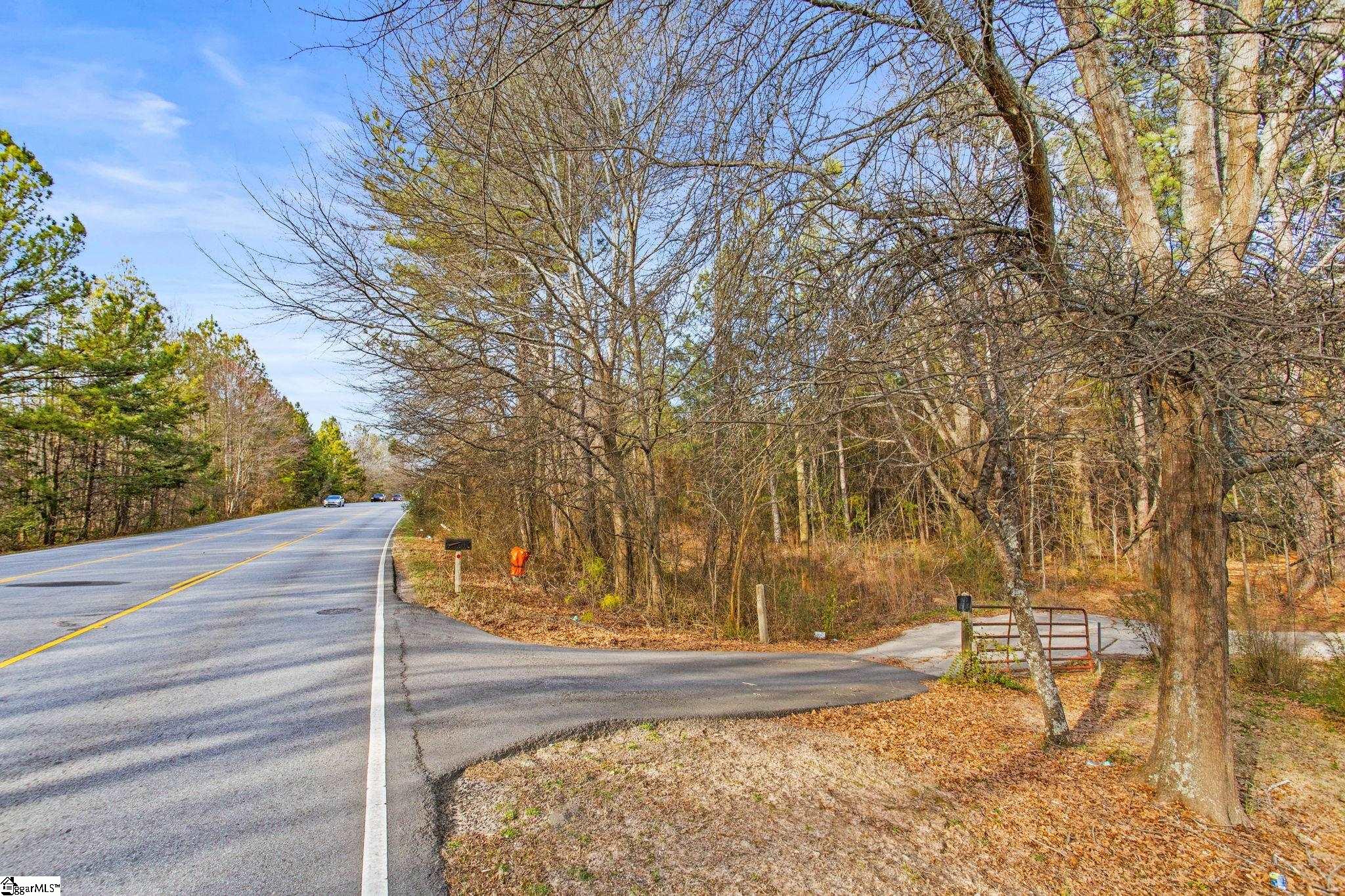 244 E Standing Springs Road Property Photo 5
