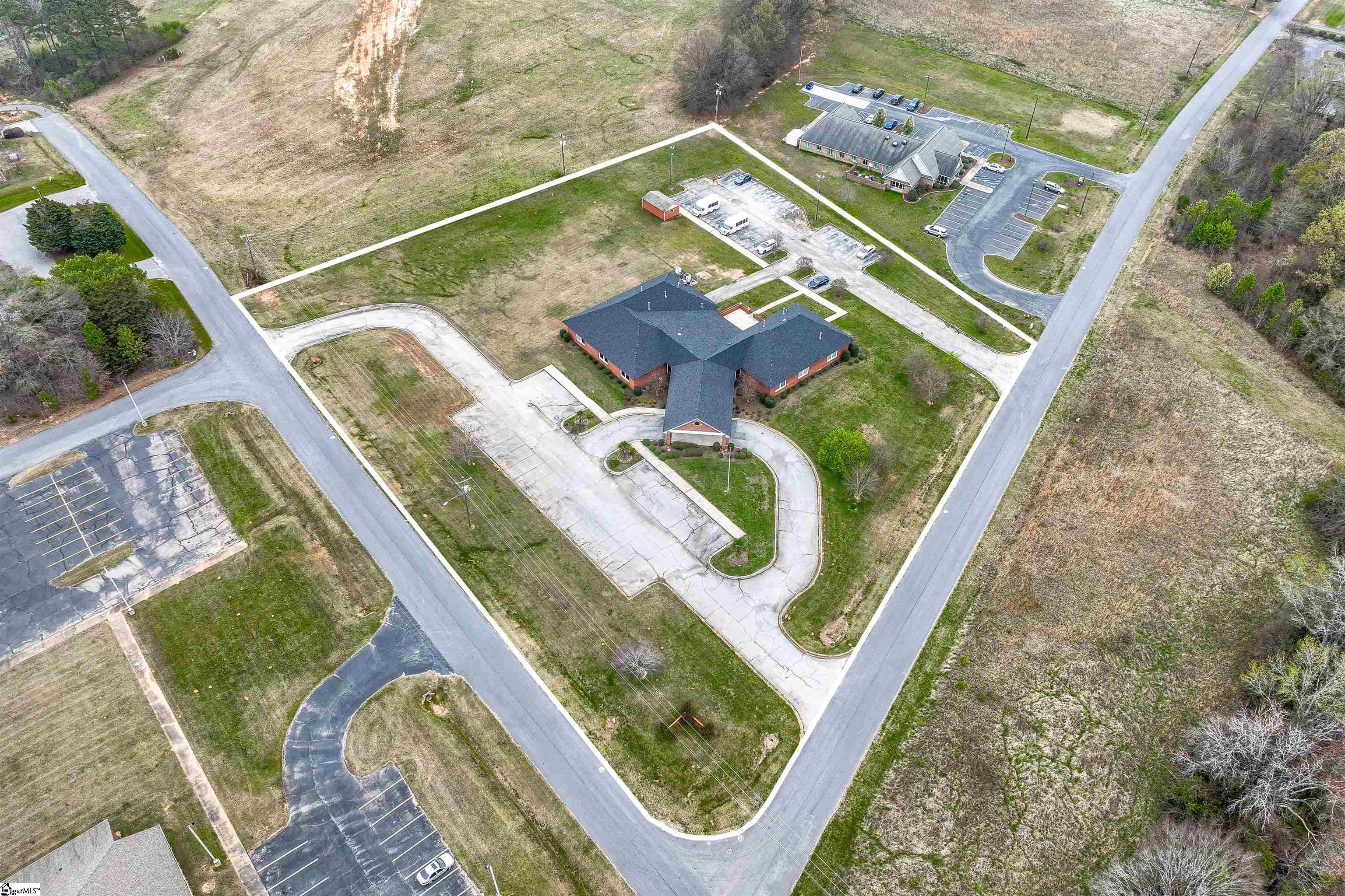 512 Professional Park Park Property Photo 3