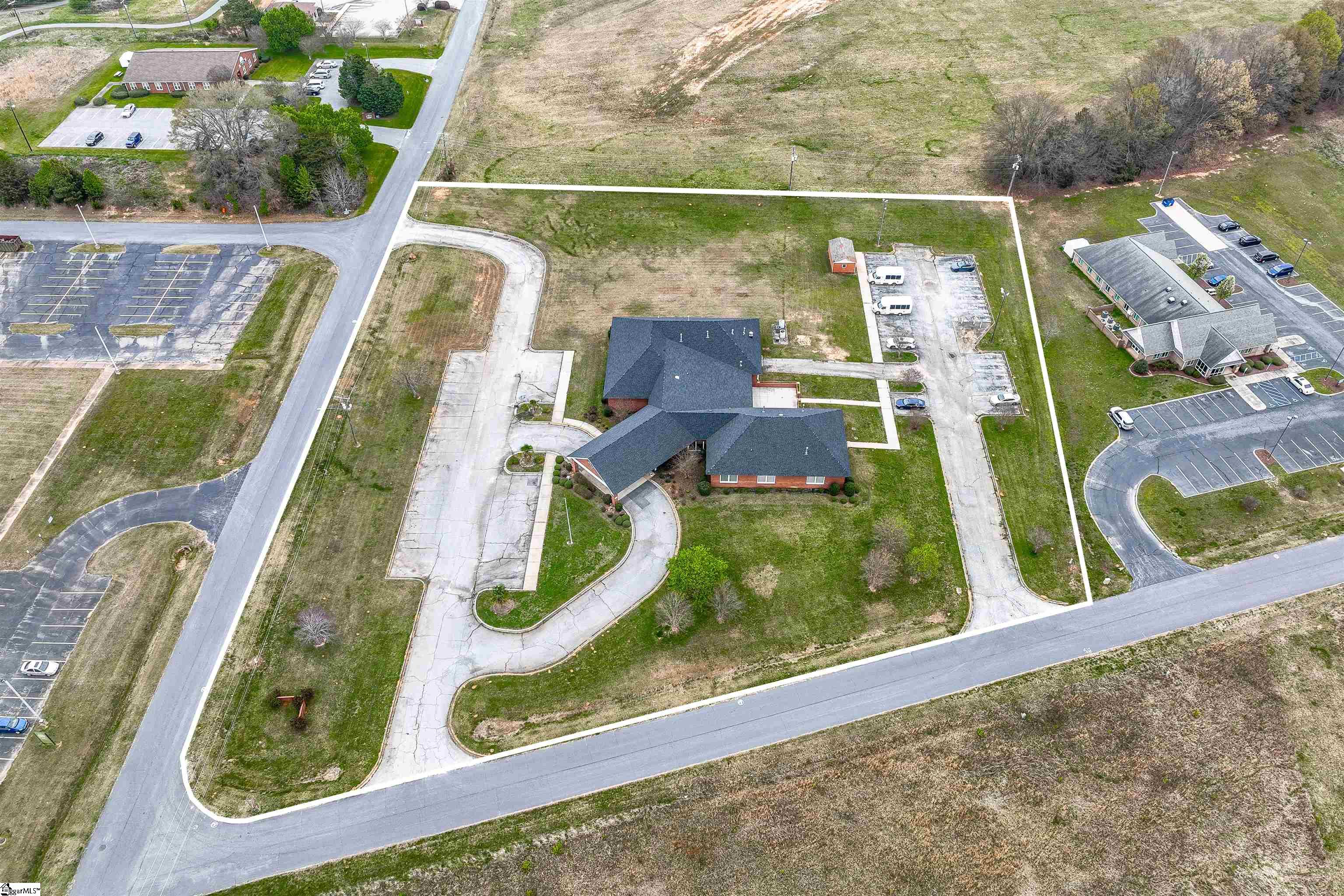 512 Professional Park Park Property Photo 4