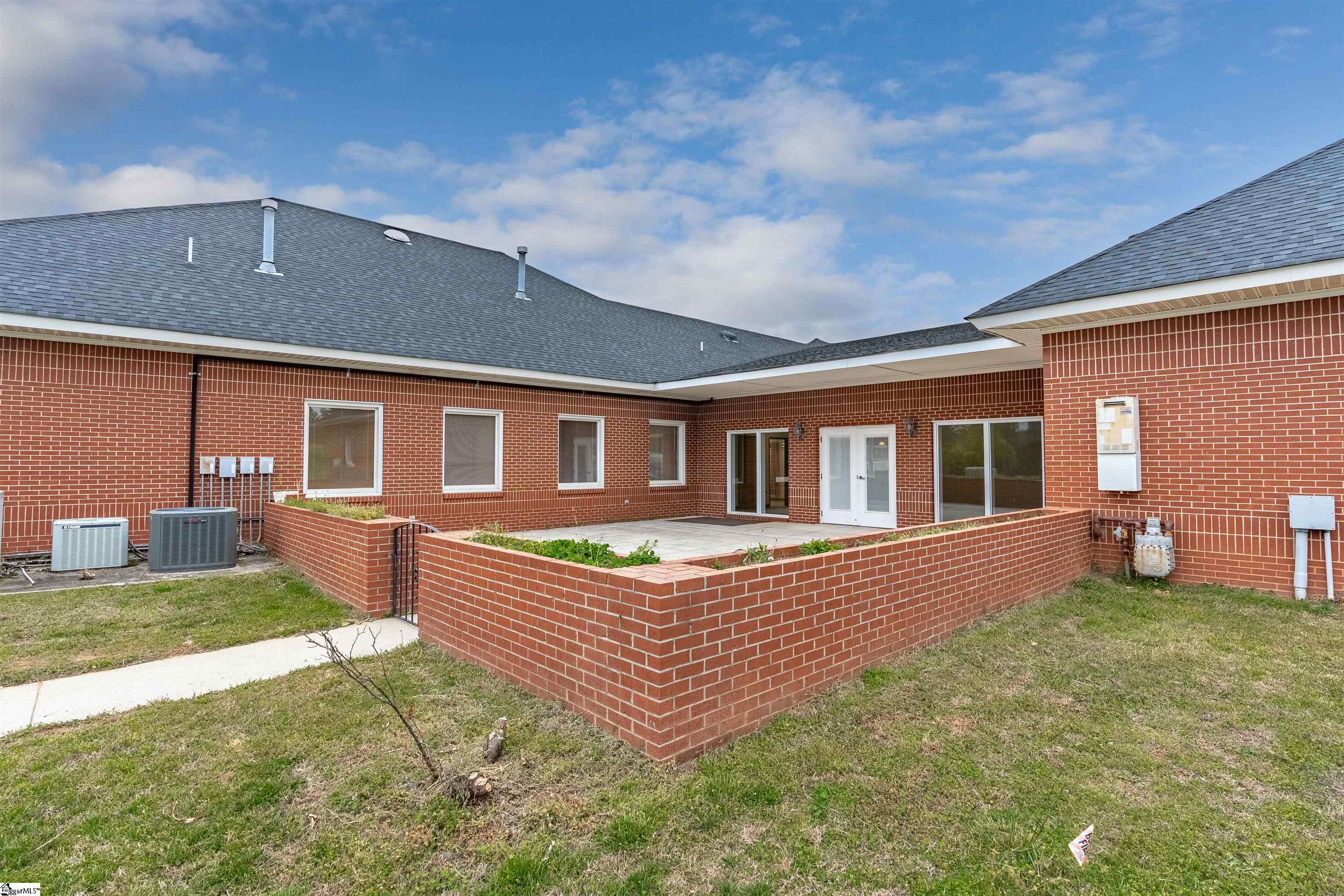 512 Professional Park Park Property Photo 11