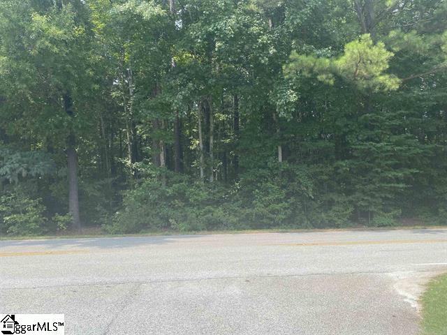 Carolyn Drive Property Photo 3