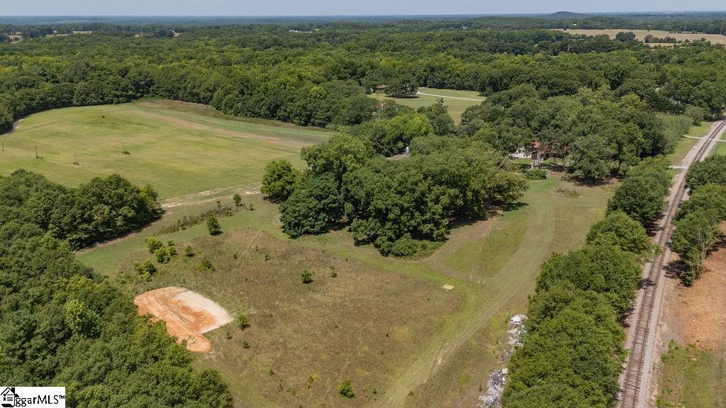 2935 14 Highway Property Photo 9