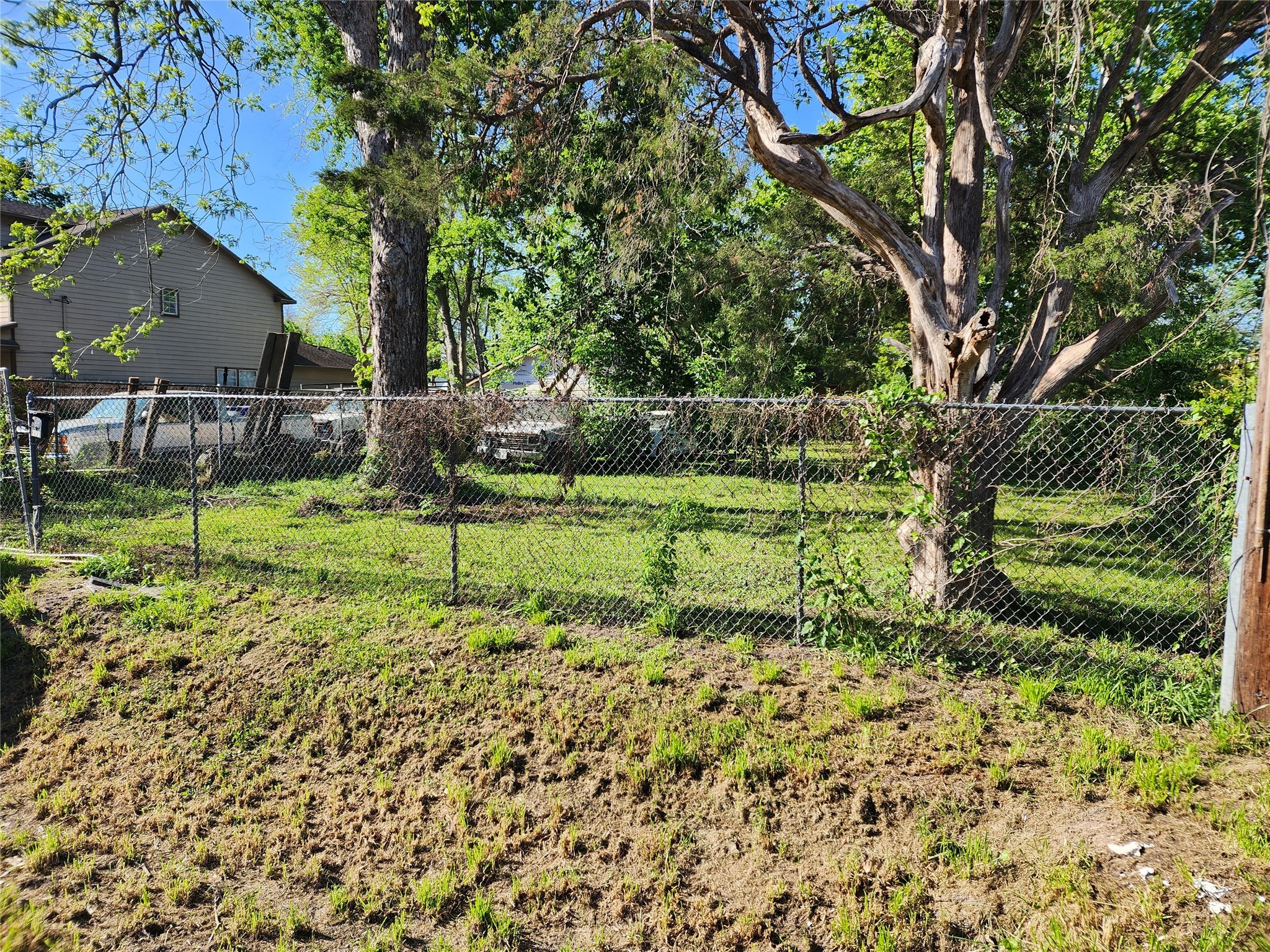 219 Heaney Drive Property Photo 2