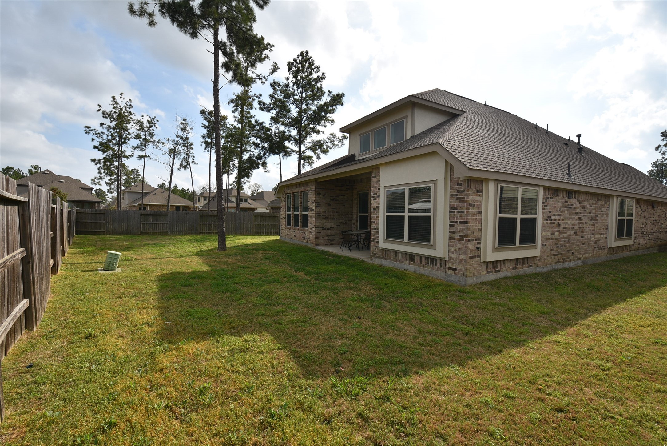 16806 Dampier Drive Property Photo 10