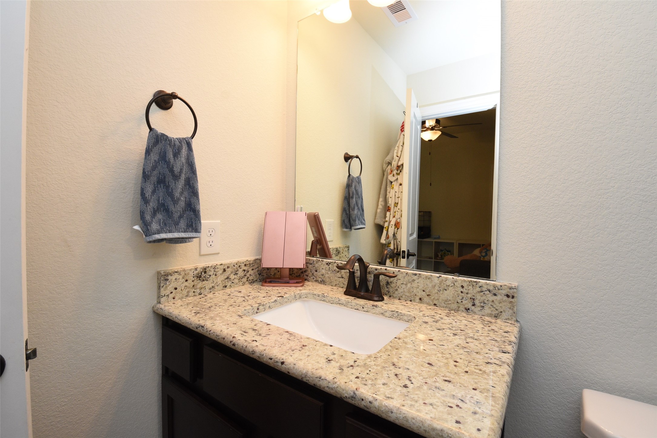 16806 Dampier Drive Property Photo 26