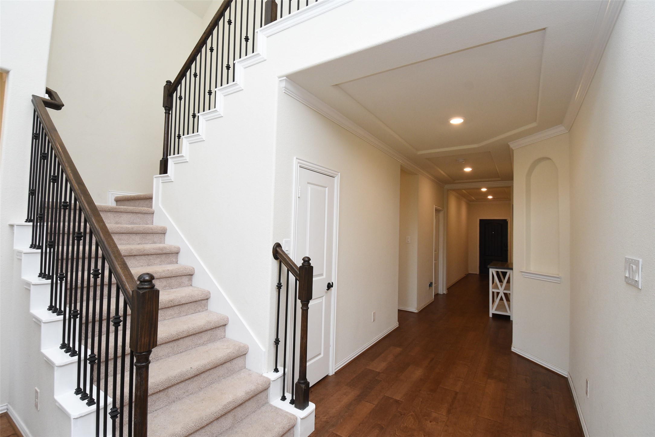 16806 Dampier Drive Property Photo 37