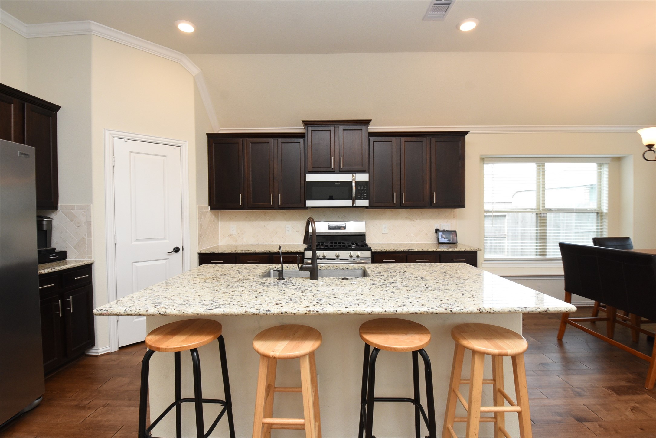 16806 Dampier Drive Property Photo 39