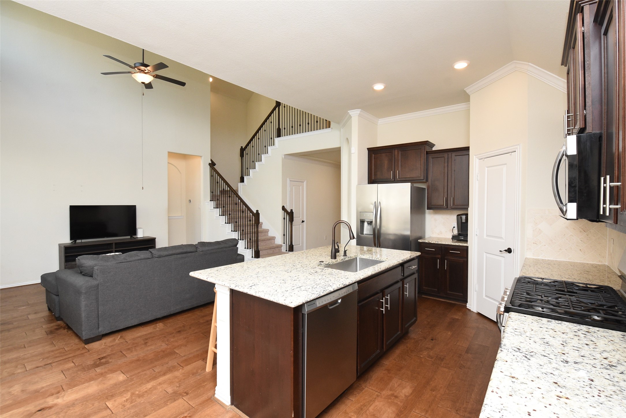 16806 Dampier Drive Property Photo 41