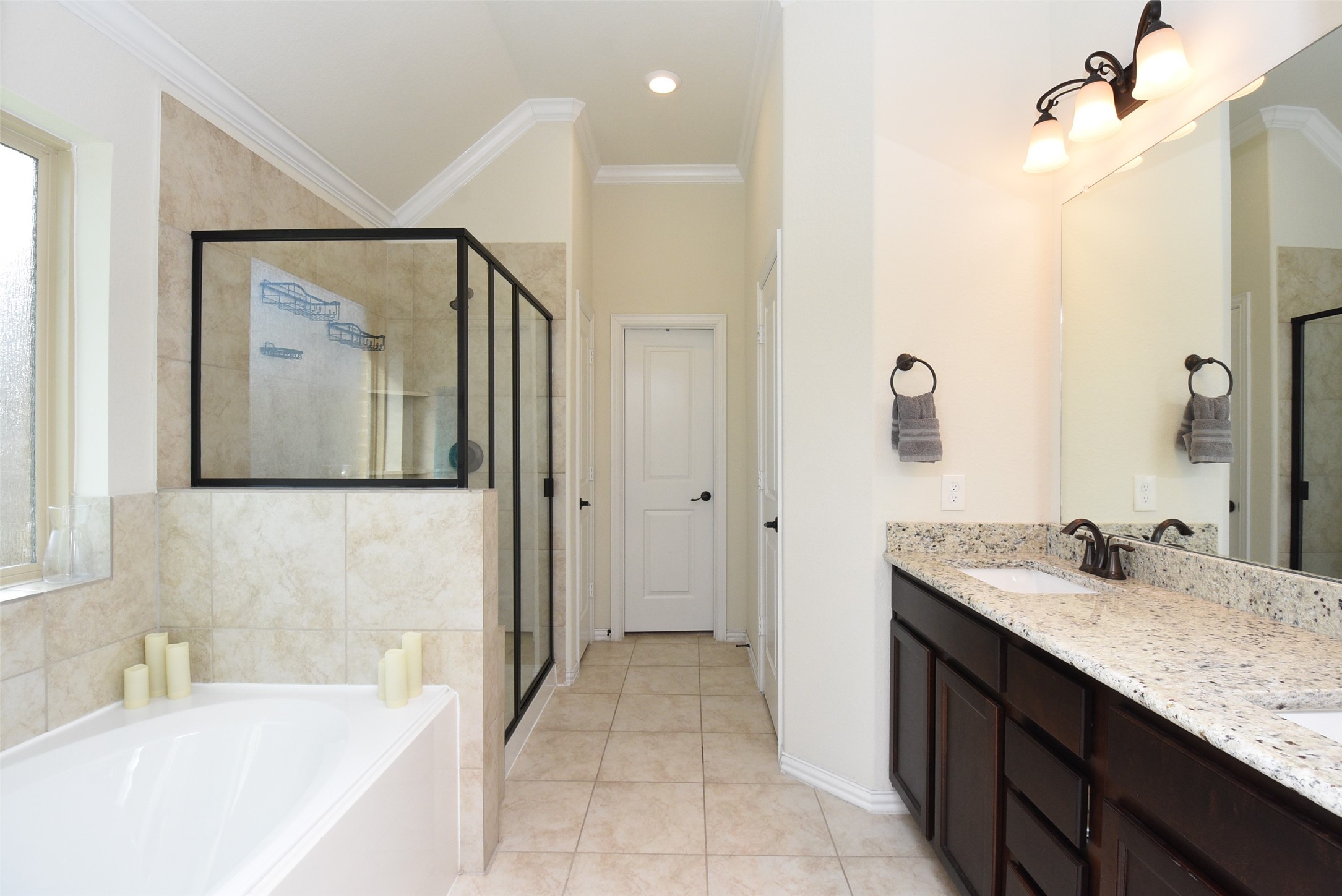 16806 Dampier Drive Property Photo 45