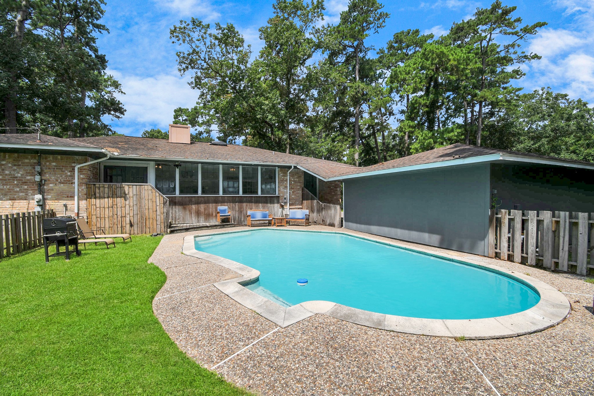21722 Forest Glade Drive Property Photo 33