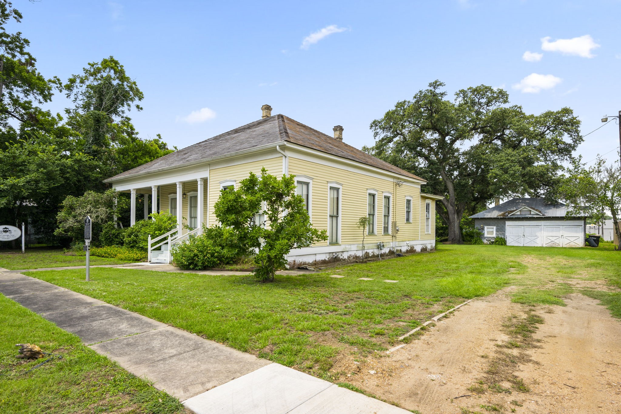 1118 Prairie Street Property Photo 4