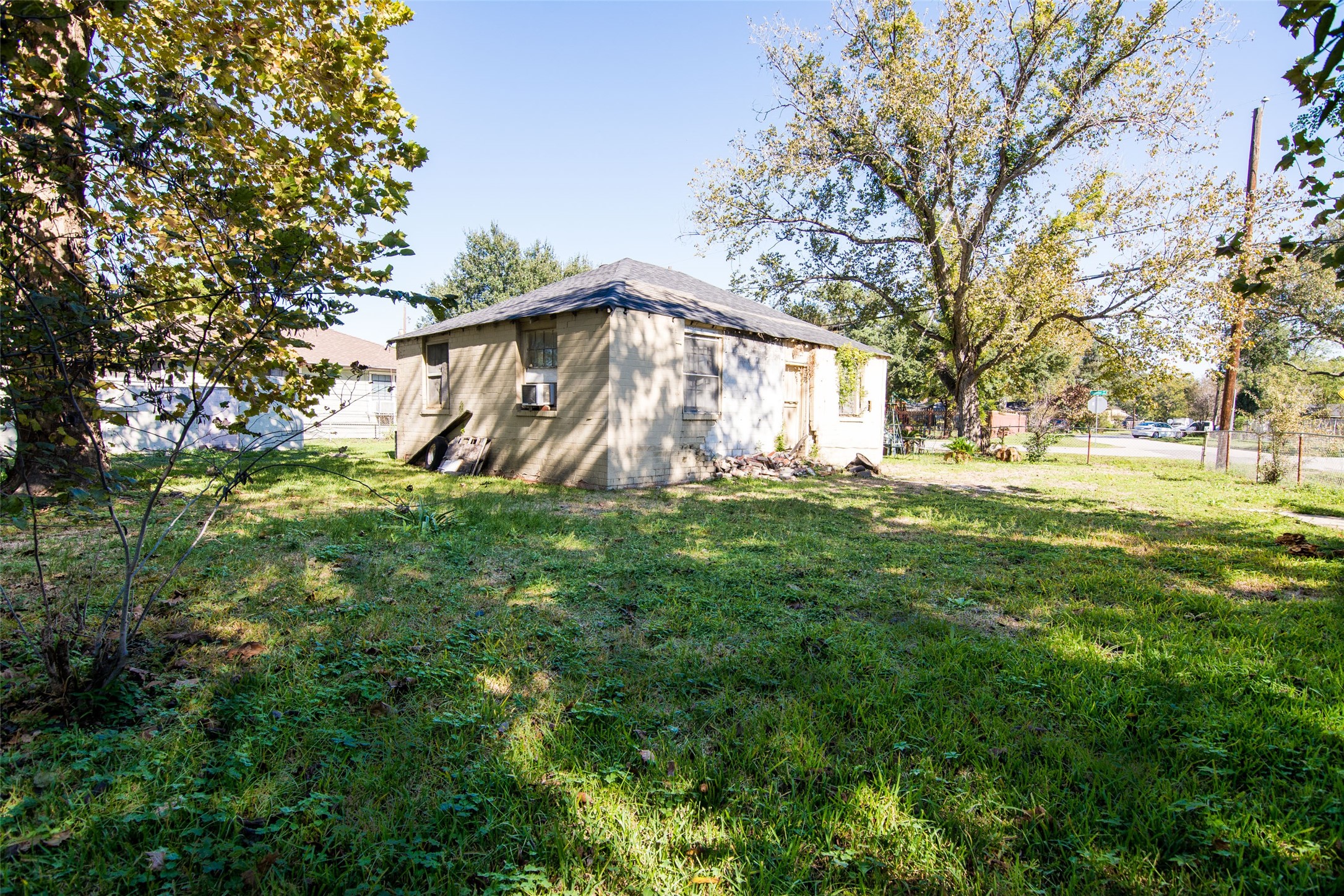 8101 Appleton Street Property Photo 5
