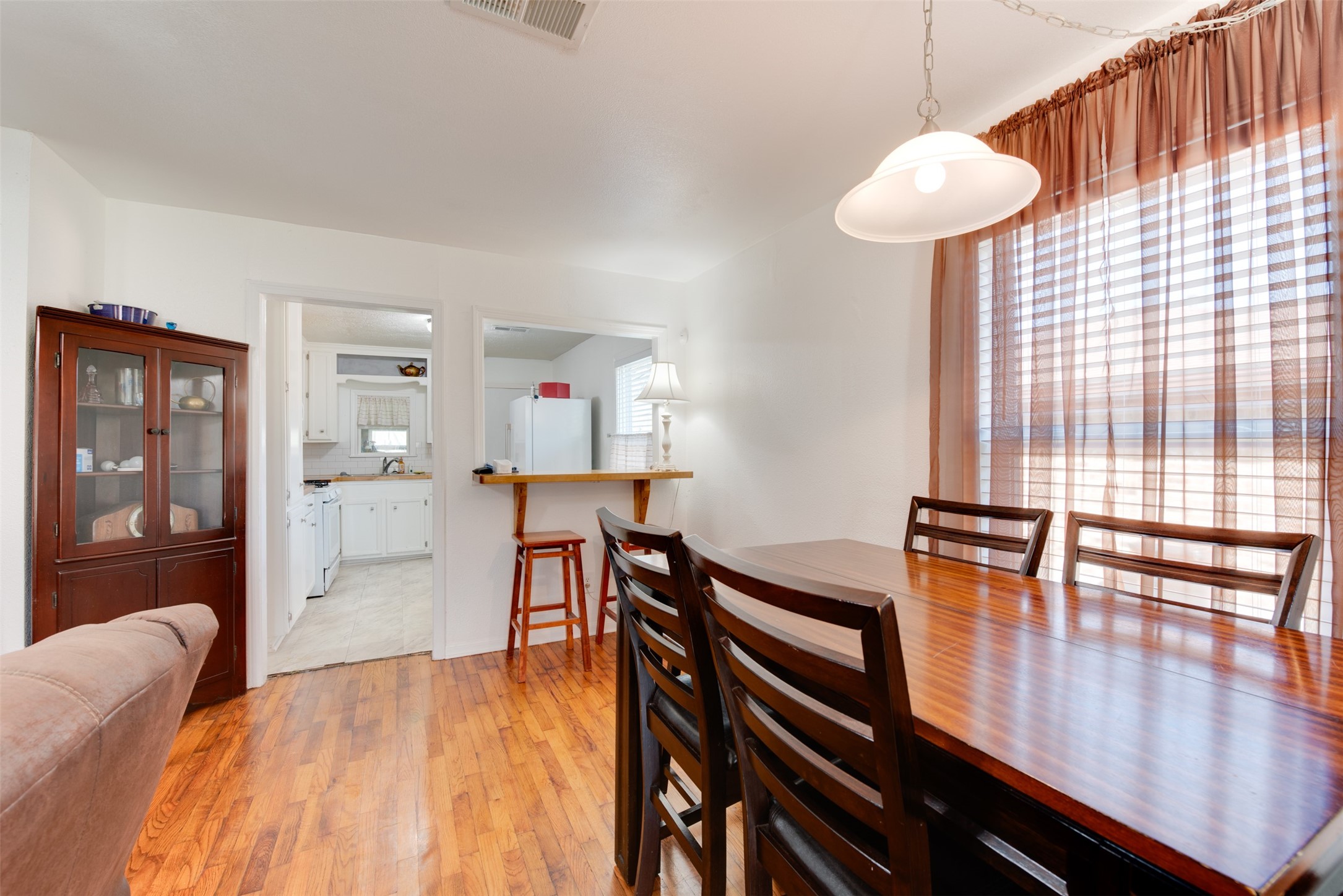 1301 N Logan Street Property Photo 16