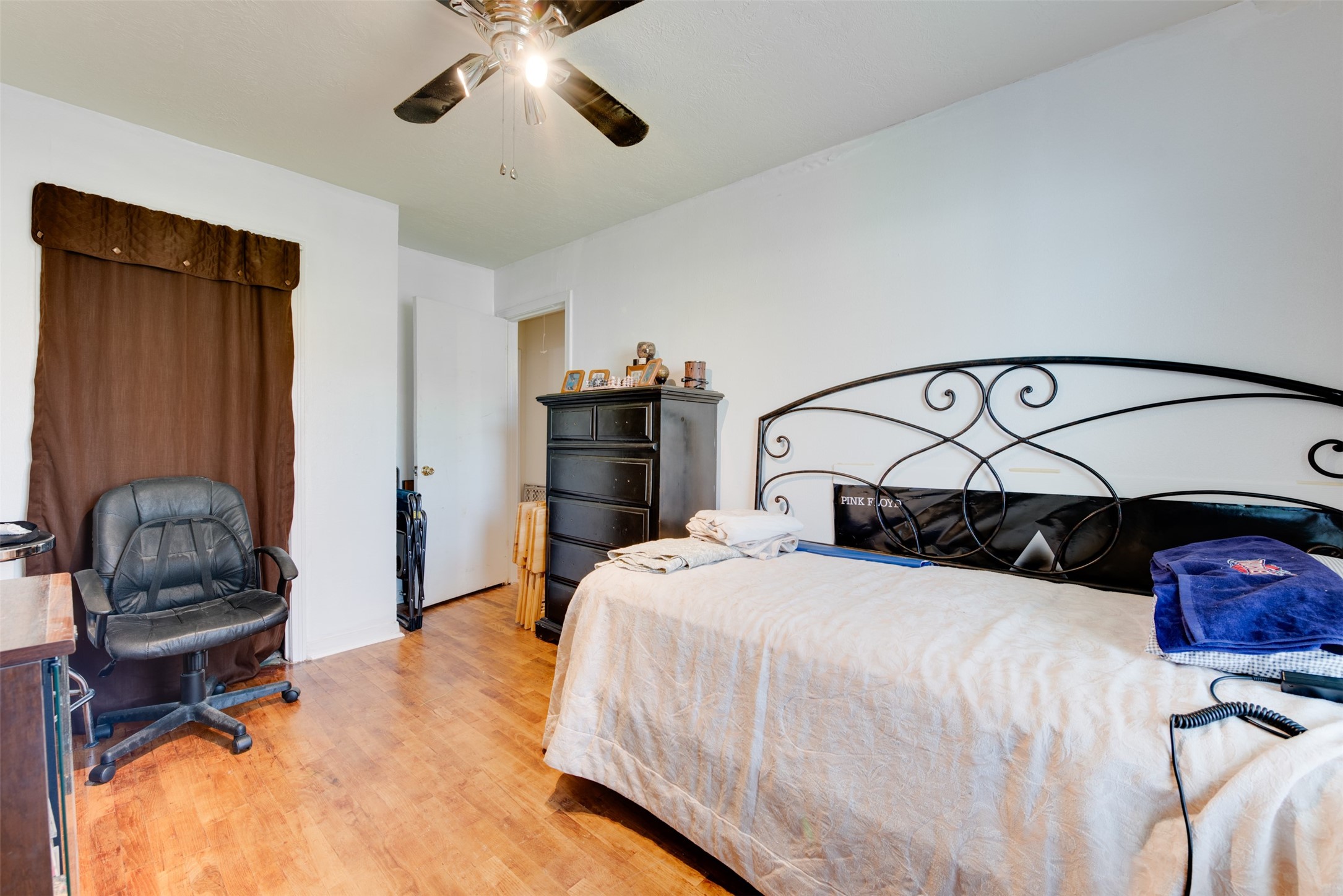 1301 N Logan Street Property Photo 25