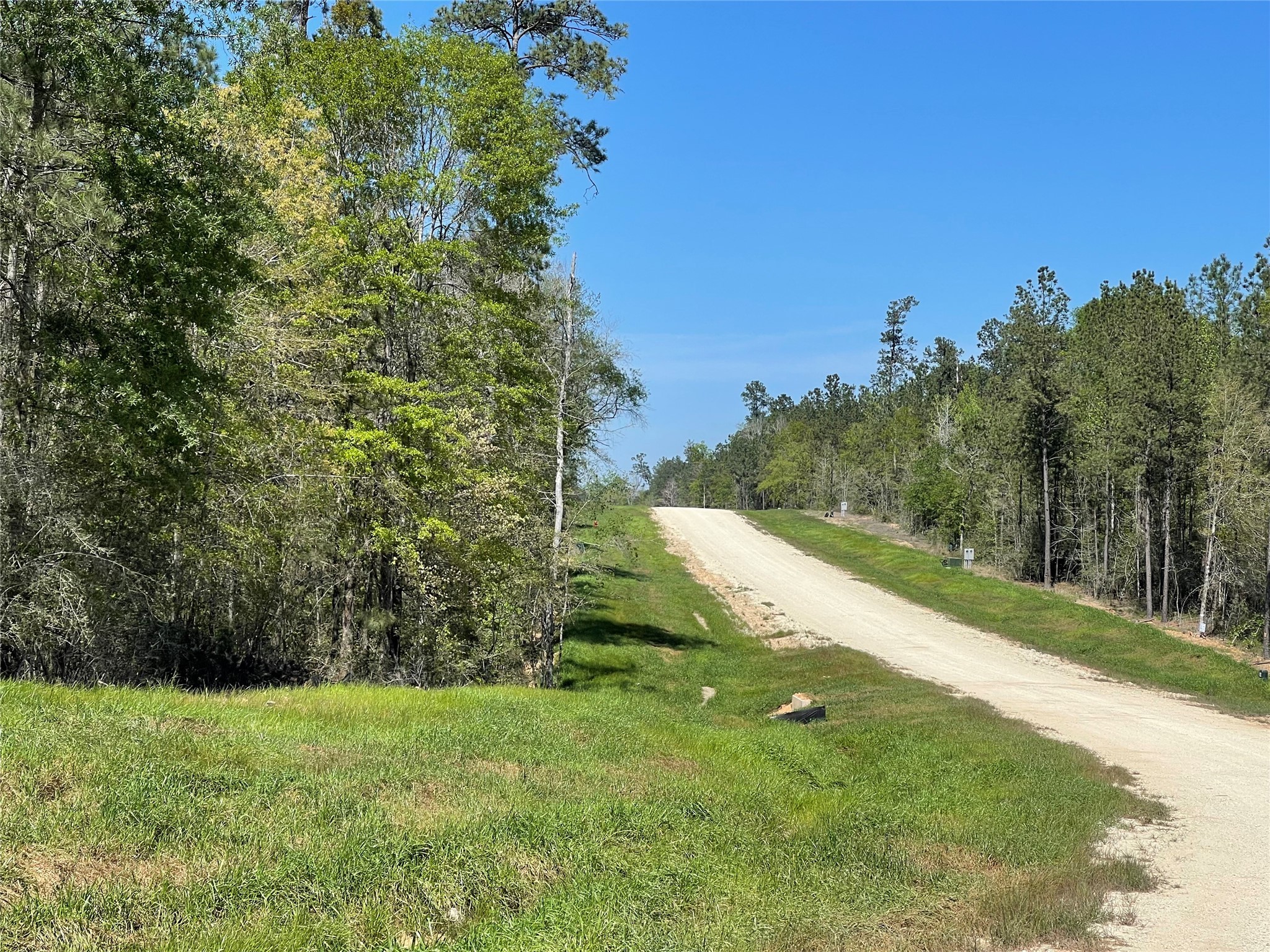 319 Exploration Road Property Photo 4
