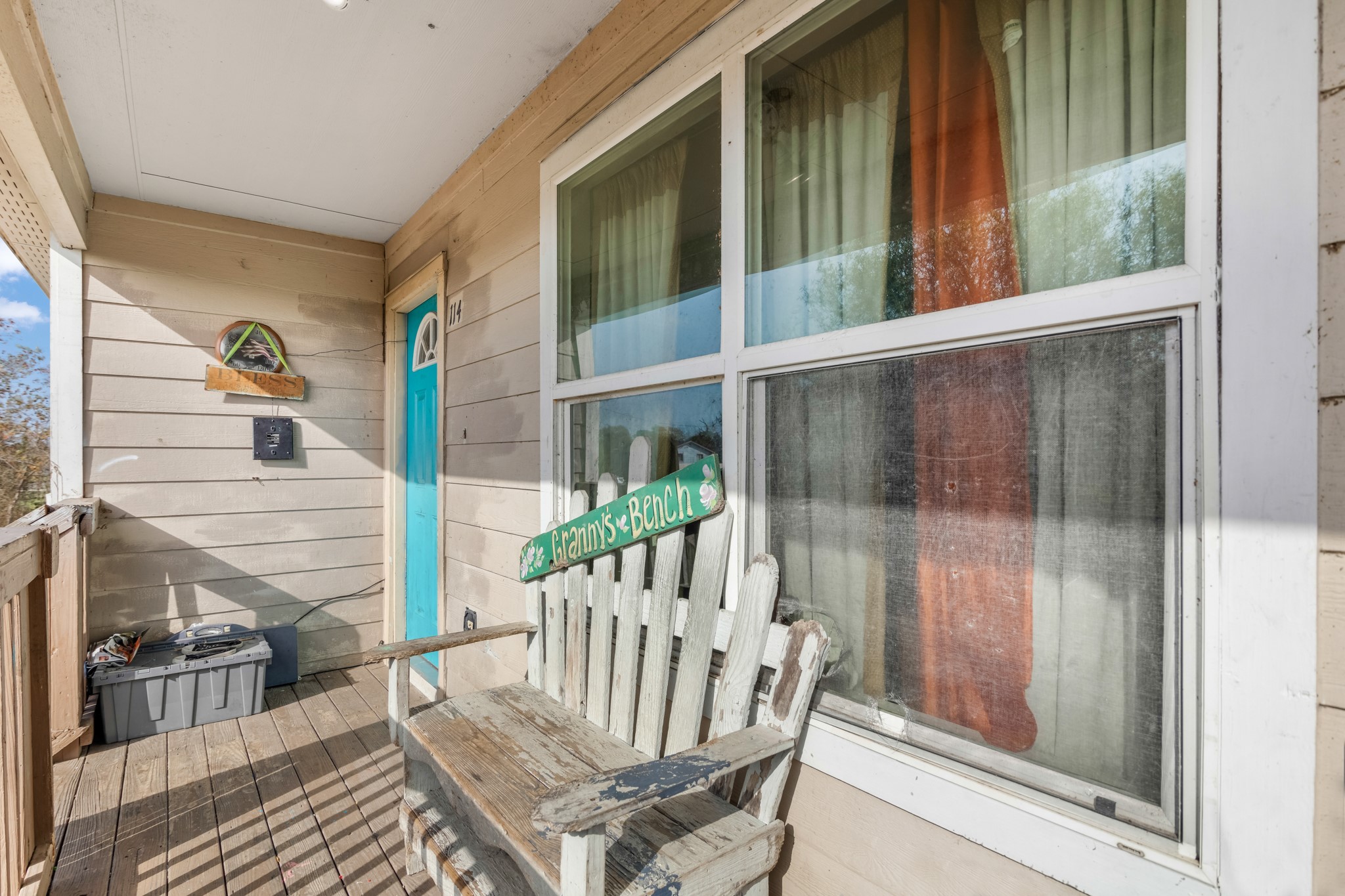 114 Lone Oak Property Photo 6