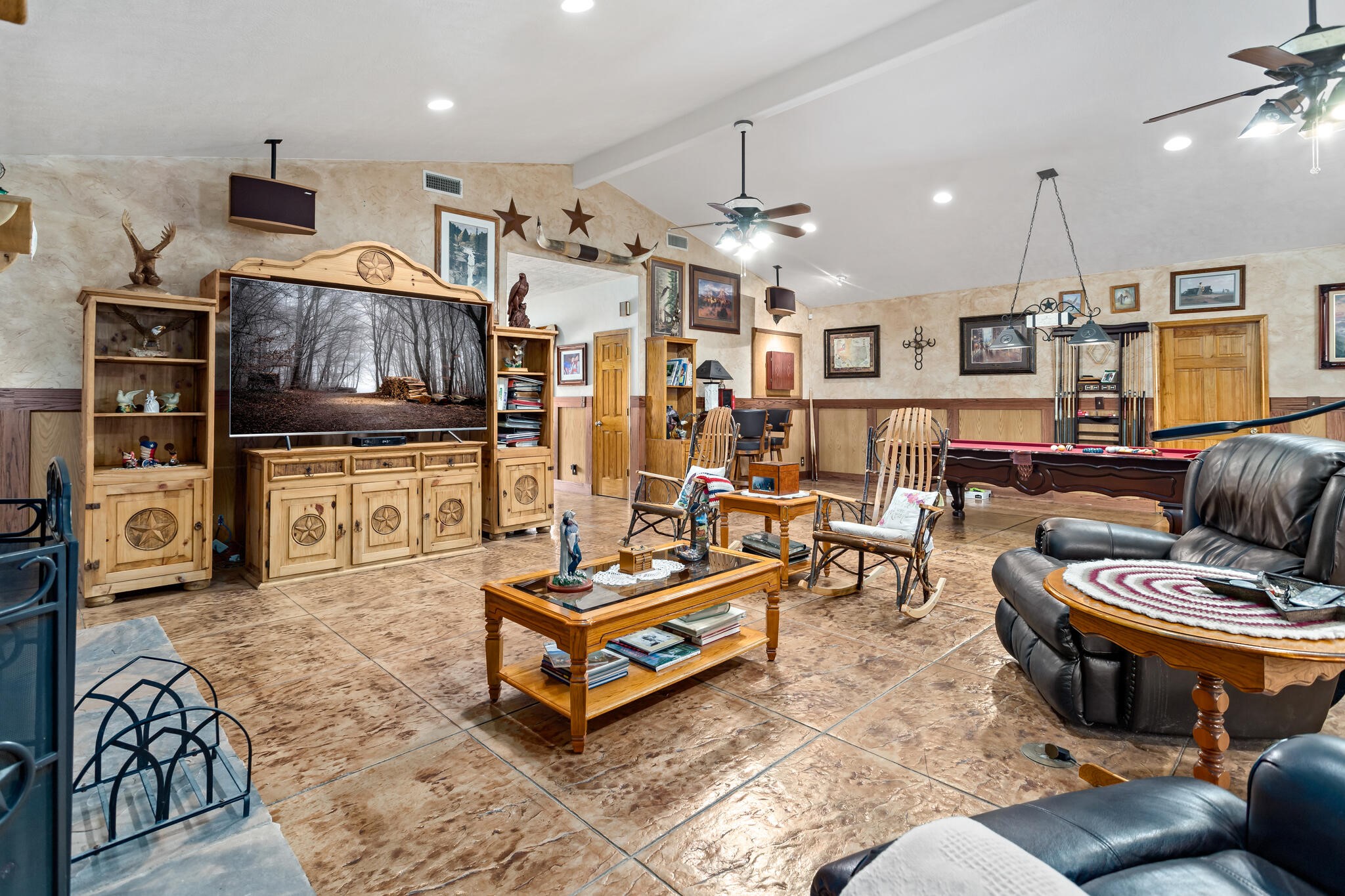 486 Parish Road Property Photo 12